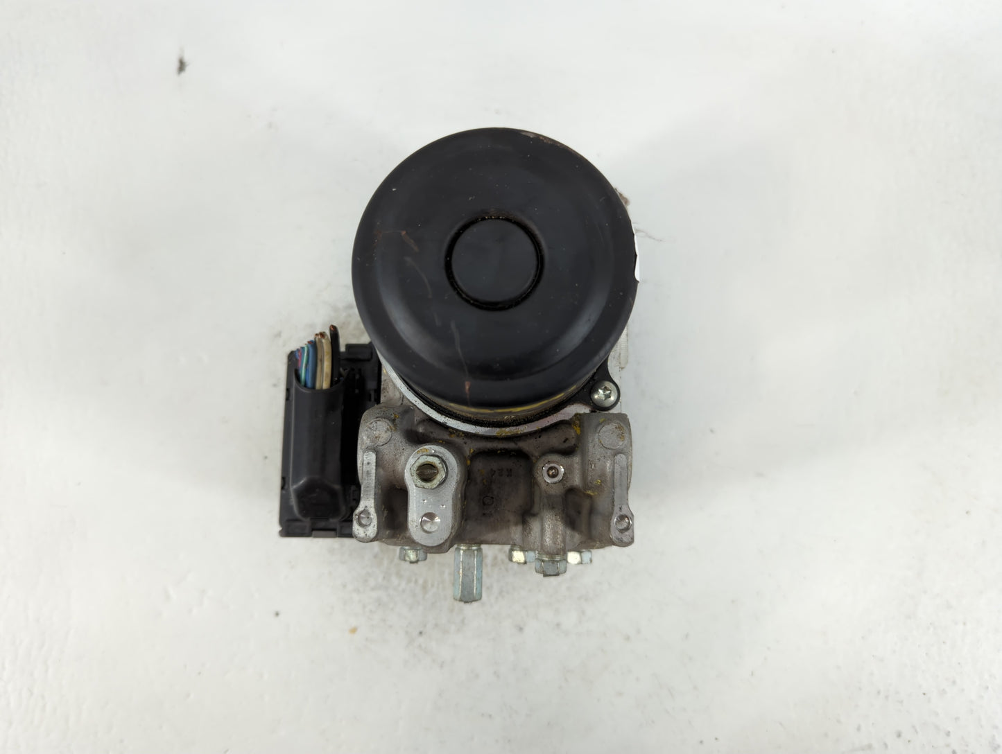 2012 Lexus Es350 ABS Pump Control Module Replacement P/N:44540-33340 Fits OEM Used Auto Parts - Oemusedautoparts1.com