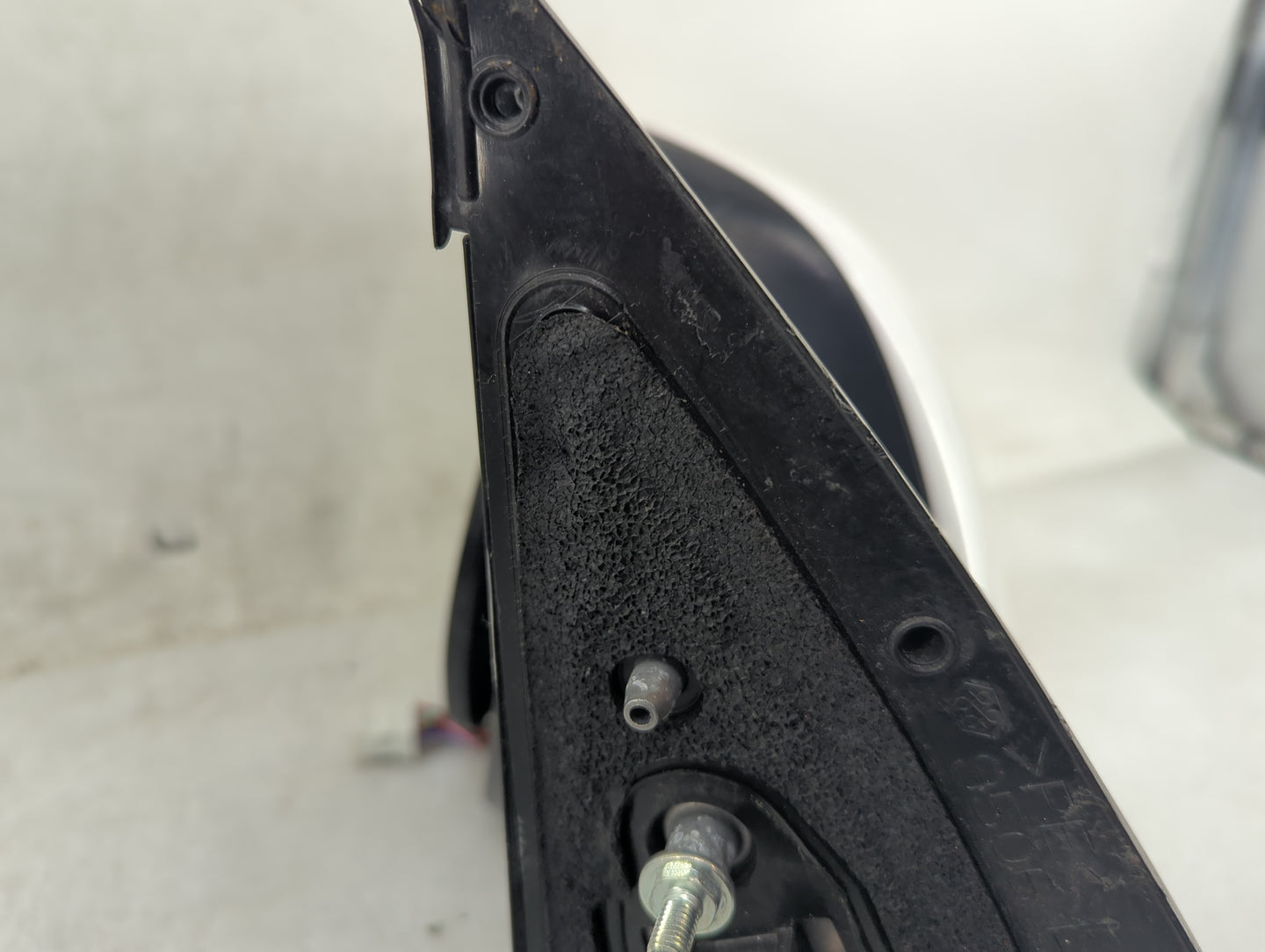 2010-2013 Lexus Gx460 Driver Side View Mirror - Left Door Mirror OEM Used - Oemusedautoparts1.com