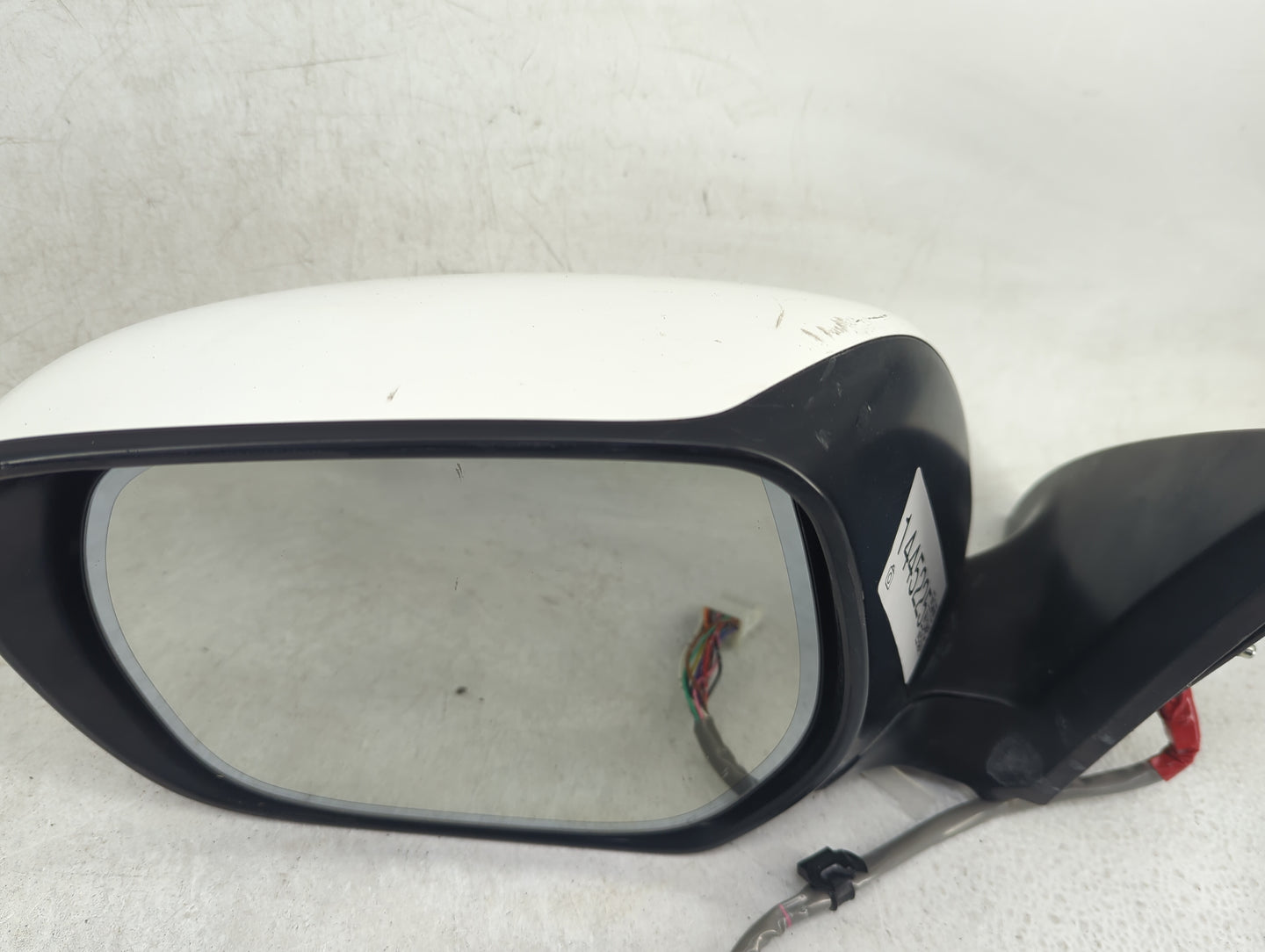 2010-2013 Lexus Gx460 Driver Side View Mirror - Left Door Mirror OEM Used - Oemusedautoparts1.com