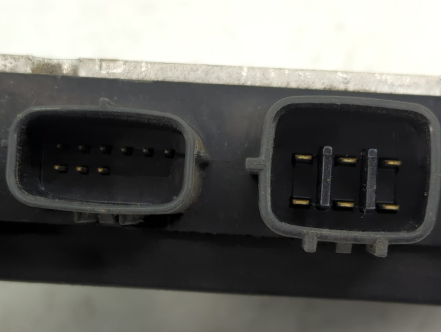 2012 Lexus Is250 Body Control Module Bcm Inner Cabin Fuse Box - Oemusedautoparts1.com