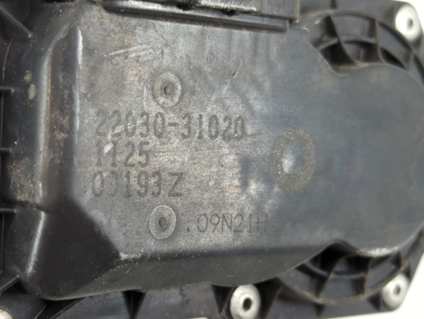 2006-2015 Lexus Is250 Throttle Body P/N:23030-31029 Fits Fits 2006 2007 2008 2009 2010 2011 2012 2013 2014 2015 OEM Used Aut