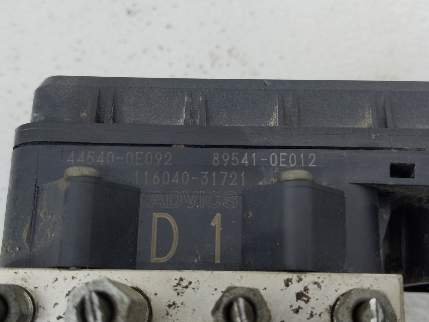 2012 Lexus Rx350 ABS Pump Control Module Replacement P/N:116040-31721 44540-0E092, 89541-0E012 Fits OEM Used Auto Parts - Oe