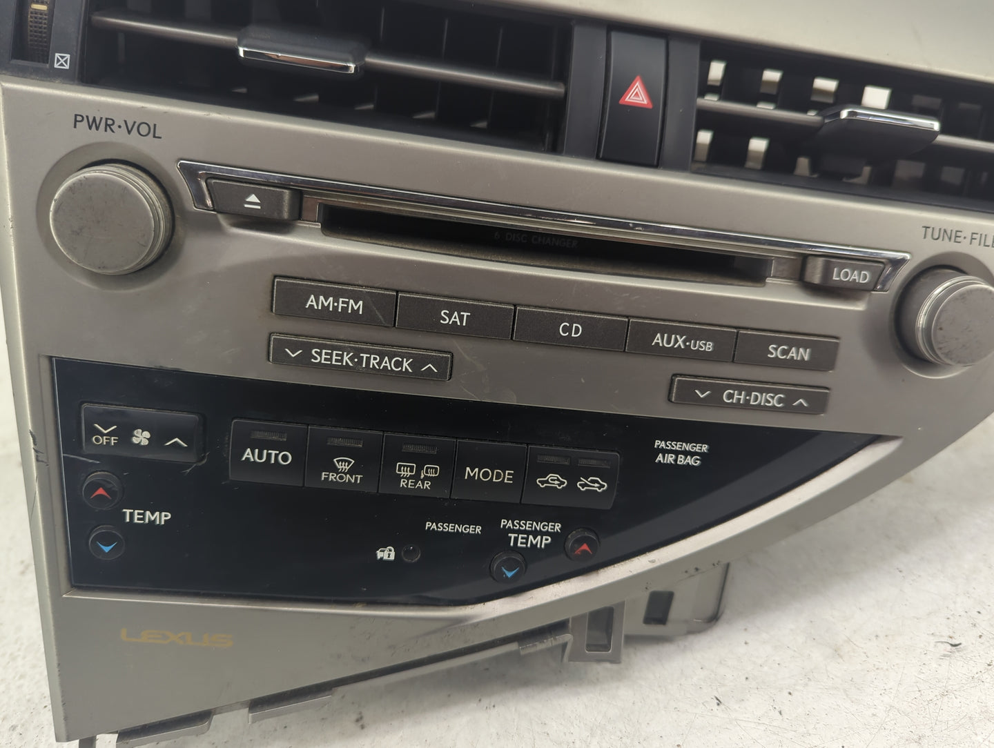 2012 Lexus Rx350 Radio AM FM Cd Player Receiver Replacement P/N:86120-0E530 DEX-G8147 Fits OEM Used Auto Parts - Oemusedauto