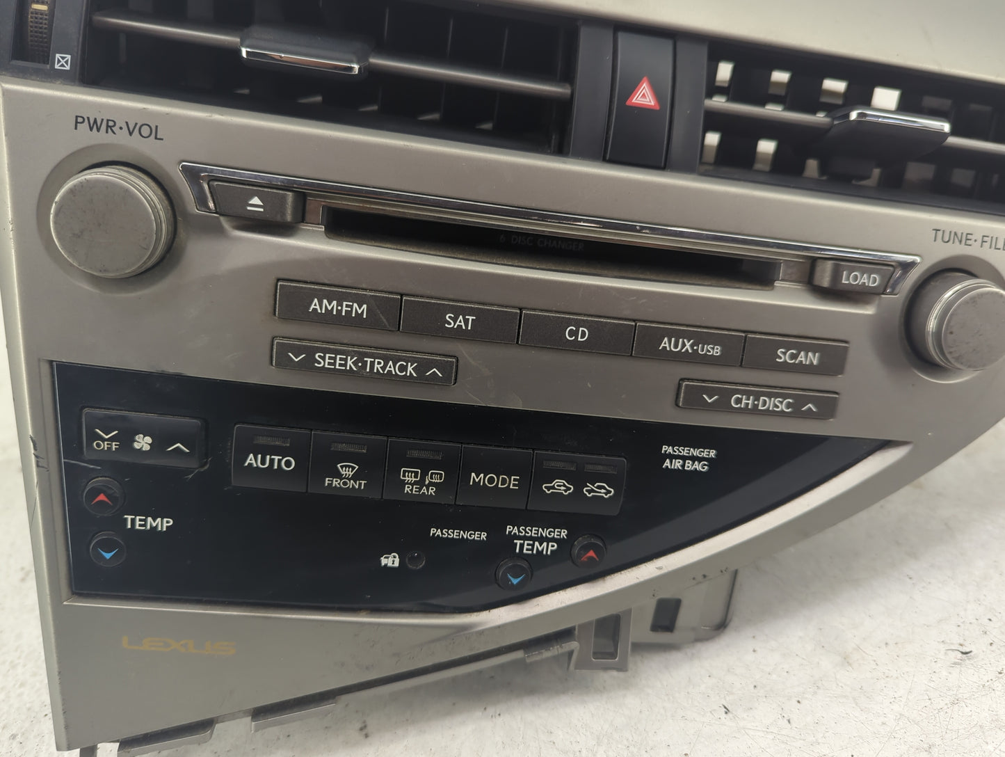 2012 Lexus Rx350 Radio AM FM Cd Player Receiver Replacement P/N:86120-0E530 DEX-G8147 Fits OEM Used Auto Parts - Oemusedauto