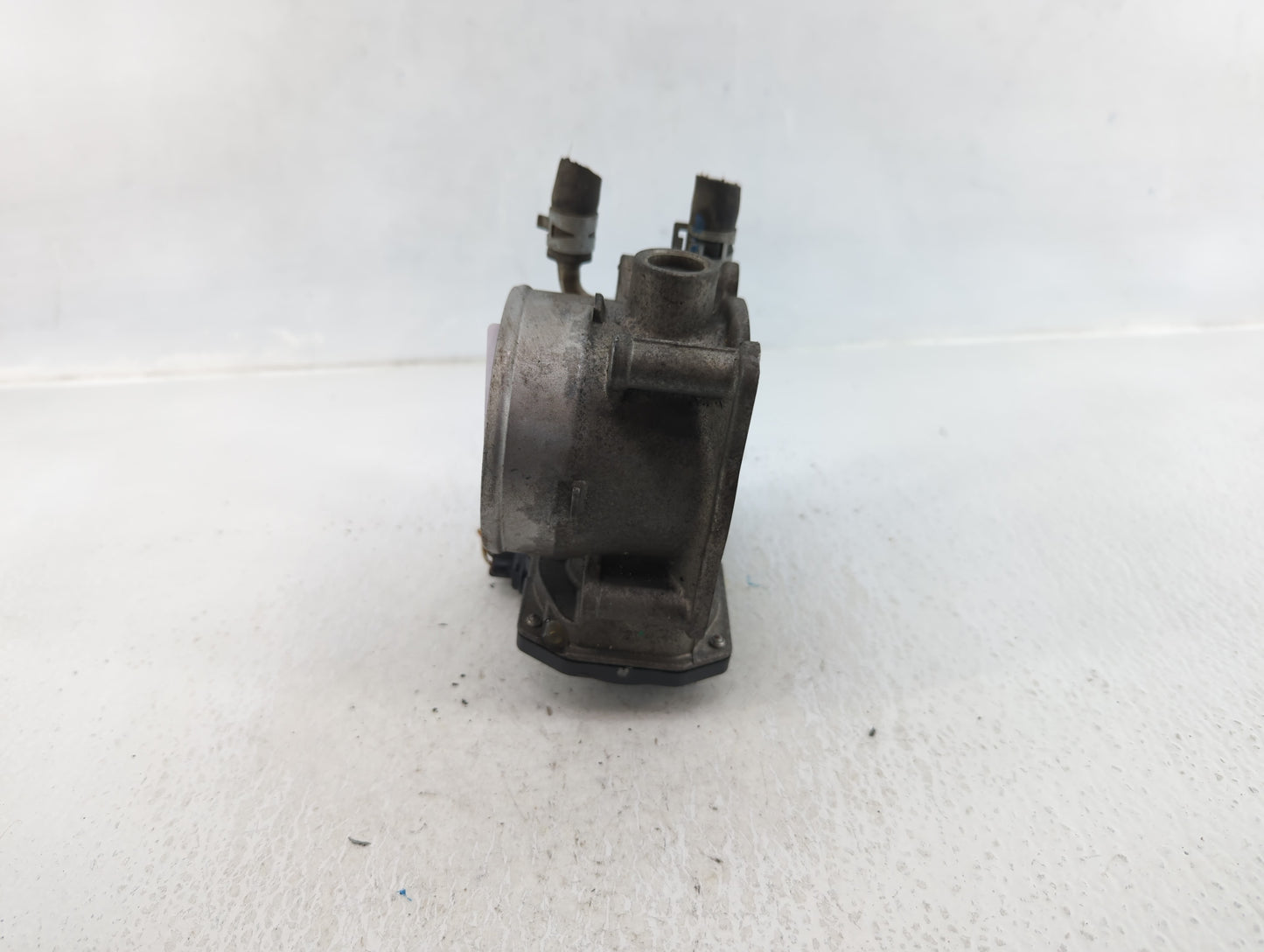 2007-2015 Lexus Rx350 Throttle Body P/N:22030-0P050 Fits OEM Used Auto Parts - Oemusedautoparts1.com