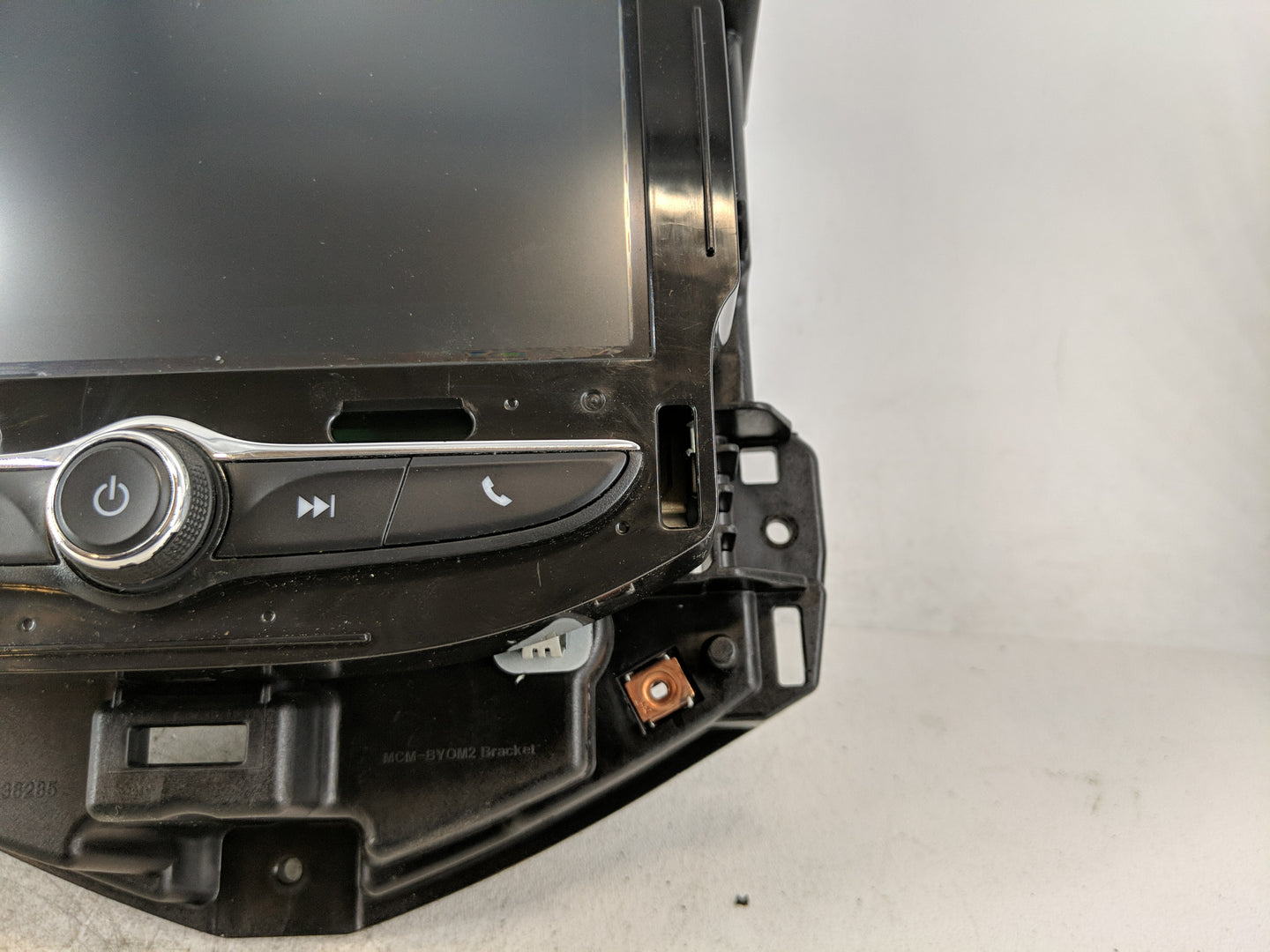 2011-2012 Lincoln Mks Radio AM FM Cd Player Receiver Replacement Fits Fits 2011 2012 OEM Used Auto Parts - Oemusedautoparts1