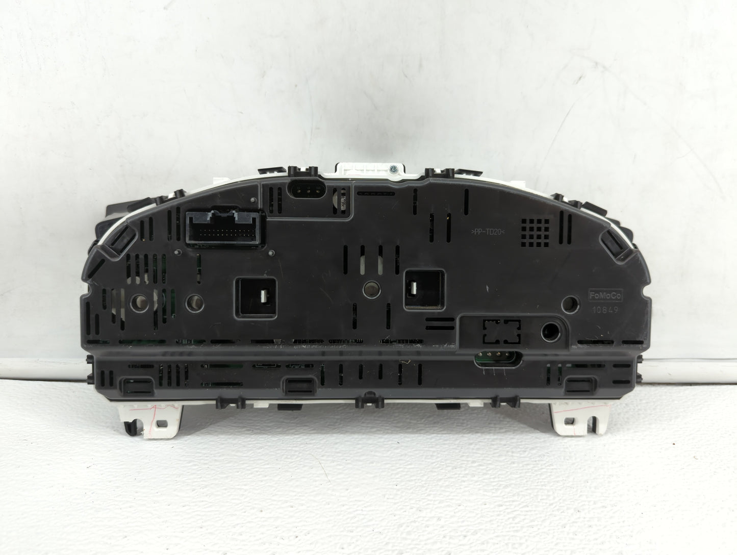 2012 Lincoln Mks Instrument Cluster Speedometer Gauges P/N:BA5T-10849-CG Fits OEM Used Auto Parts - Oemusedautoparts1.com
