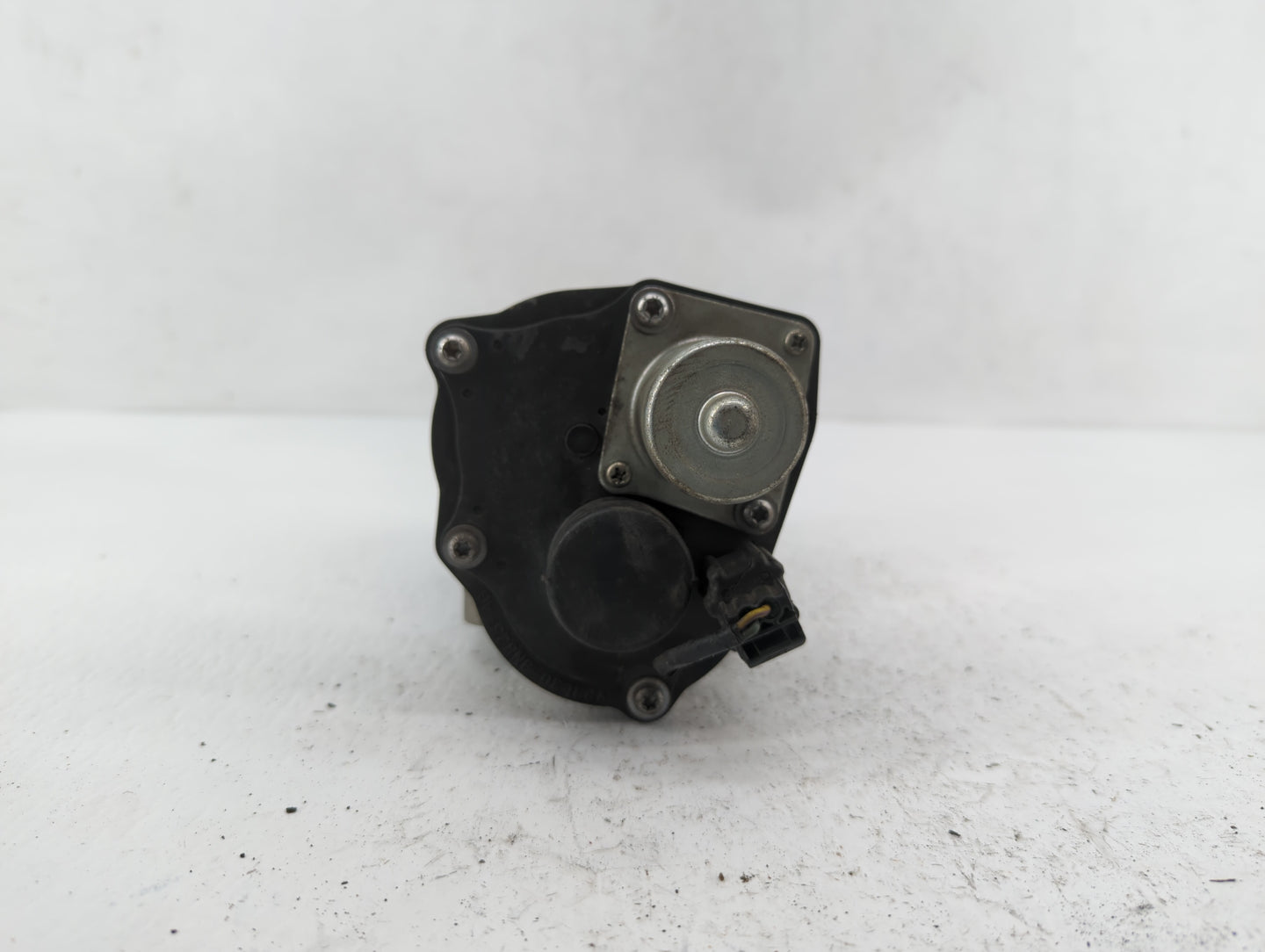 2010-2016 Lincoln Mks Throttle Body P/N:AA5E-AA AA5E-BA, AA5E-9F991-BB Fits Fits 2010 2011 2012 2013 2014 2015 2016 2017 201