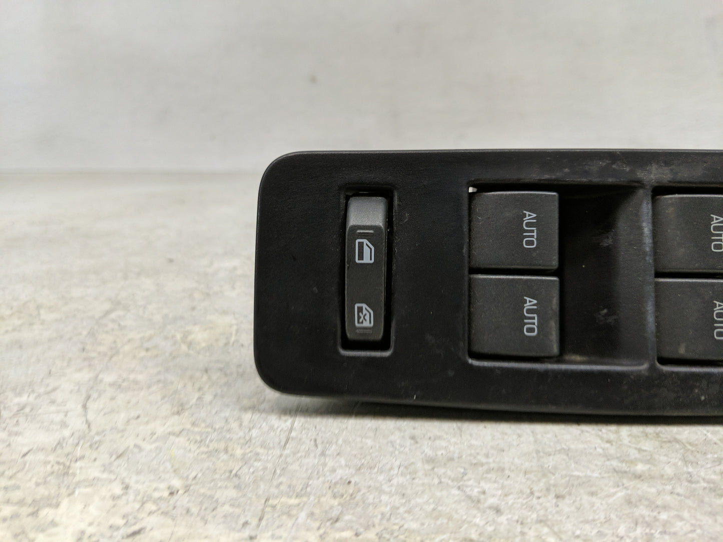 2009-2012 Lincoln Mks Master Power Window Switch Replacement Driver Side Left Fits Fits 2009 2010 2011 2012 OEM Used Auto Pa