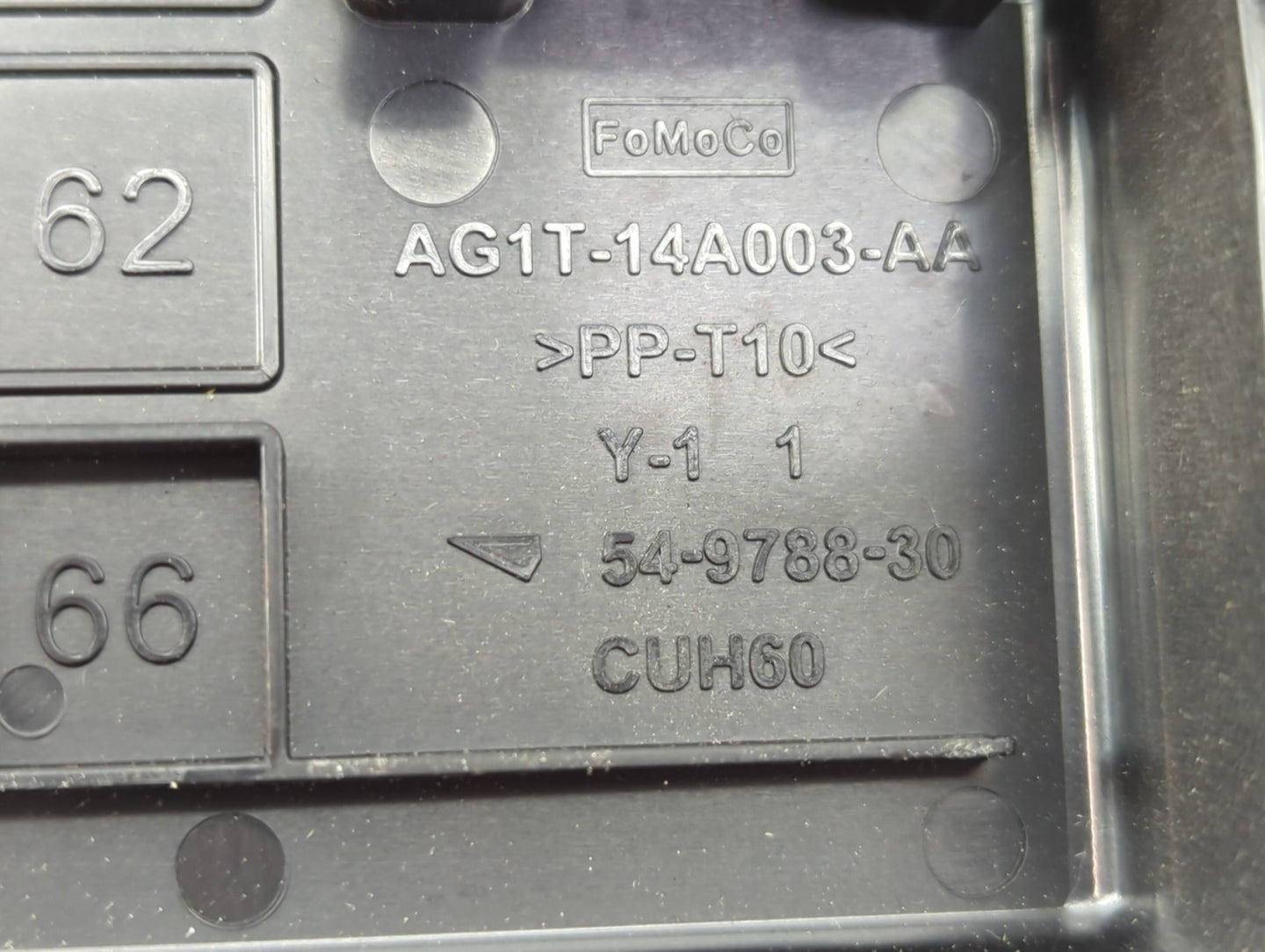 2009-2012 Lincoln Mks Fusebox Fuse Box Panel Relay Module Fits Fits 2009 2010 2011 2012 OEM Used Auto Parts - Oemusedautopar