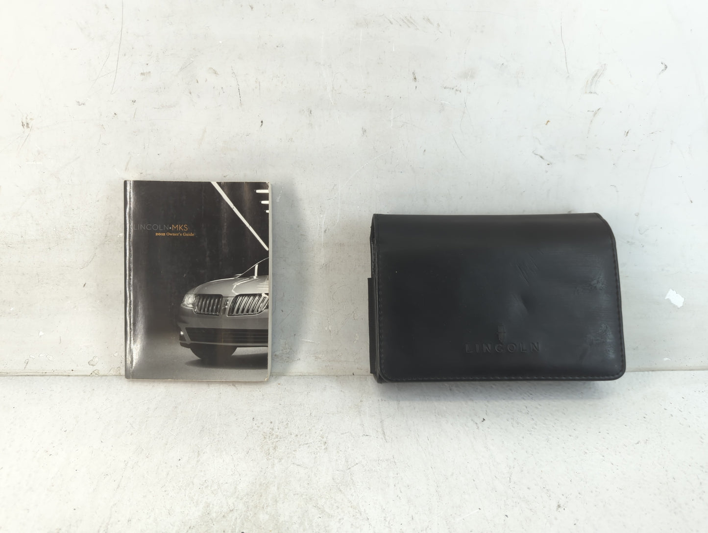 2012 Lincoln Mks Owners Manual Book Guide P/N:CA5J 19A321 AA OEM Used Auto Parts - Oemusedautoparts1.com