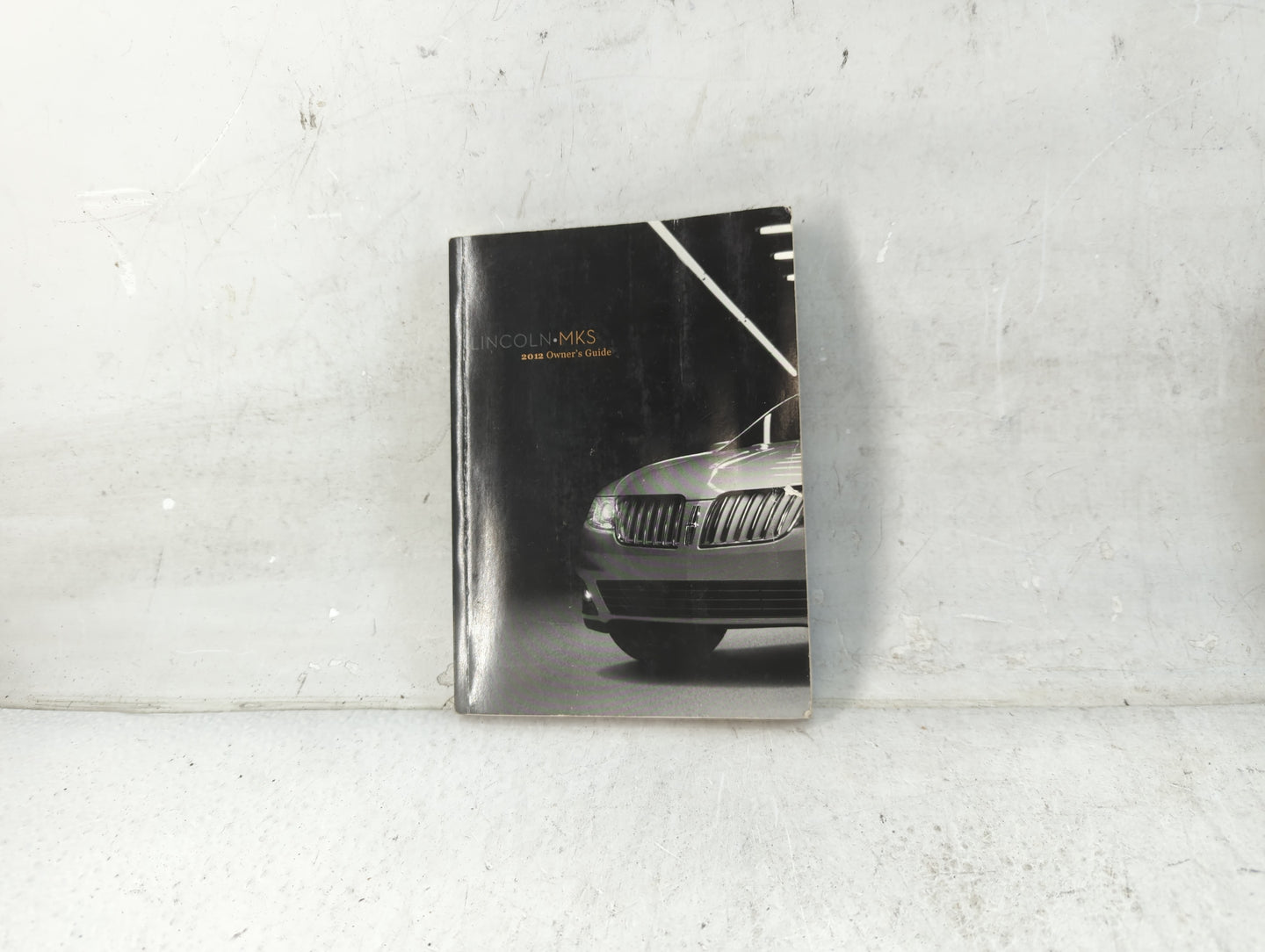 2012 Lincoln Mks Owners Manual Book Guide P/N:CA5J 19A321 AA OEM Used Auto Parts - Oemusedautoparts1.com