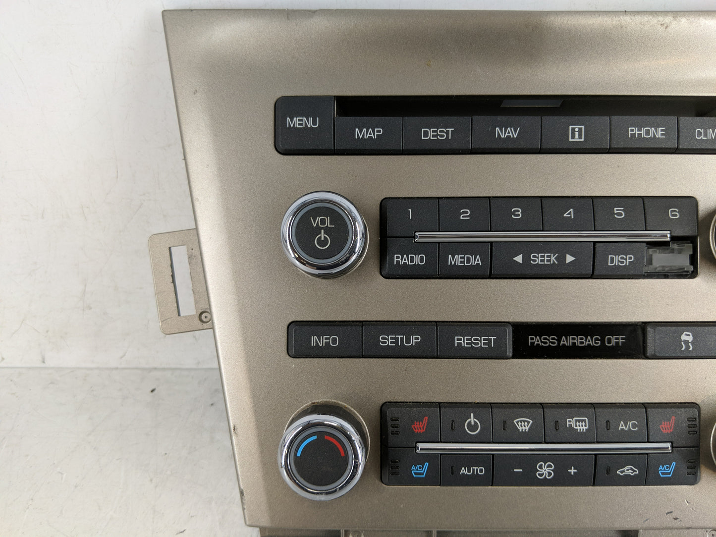 2010-2012 Lincoln Mkt Radio AM FM Cd Player Receiver Replacement P/N:AE9T-18A802-BE Fits Fits 2010 2011 2012 OEM Used Auto P