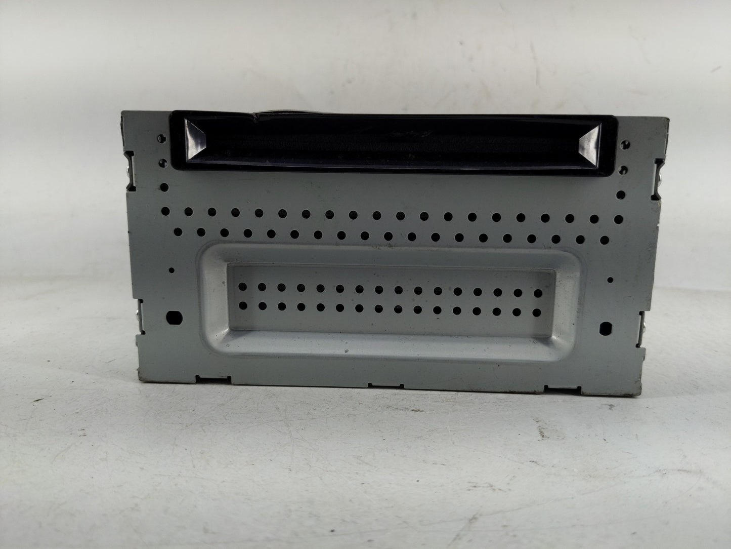 2012 Lincoln Mkt Radio AM FM Cd Player Receiver Replacement P/N:CE9T-19C156-AA Fits OEM Used Auto Parts - Oemusedautoparts1.