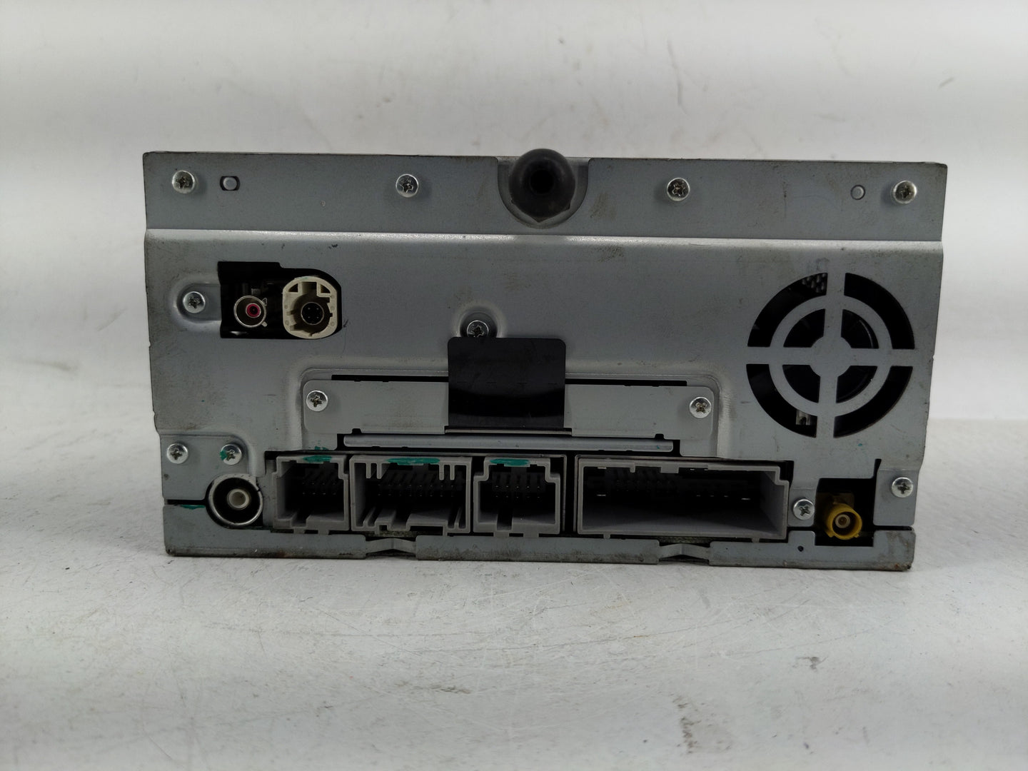 2012 Lincoln Mkt Radio AM FM Cd Player Receiver Replacement P/N:CE9T-19C156-AA Fits OEM Used Auto Parts - Oemusedautoparts1.