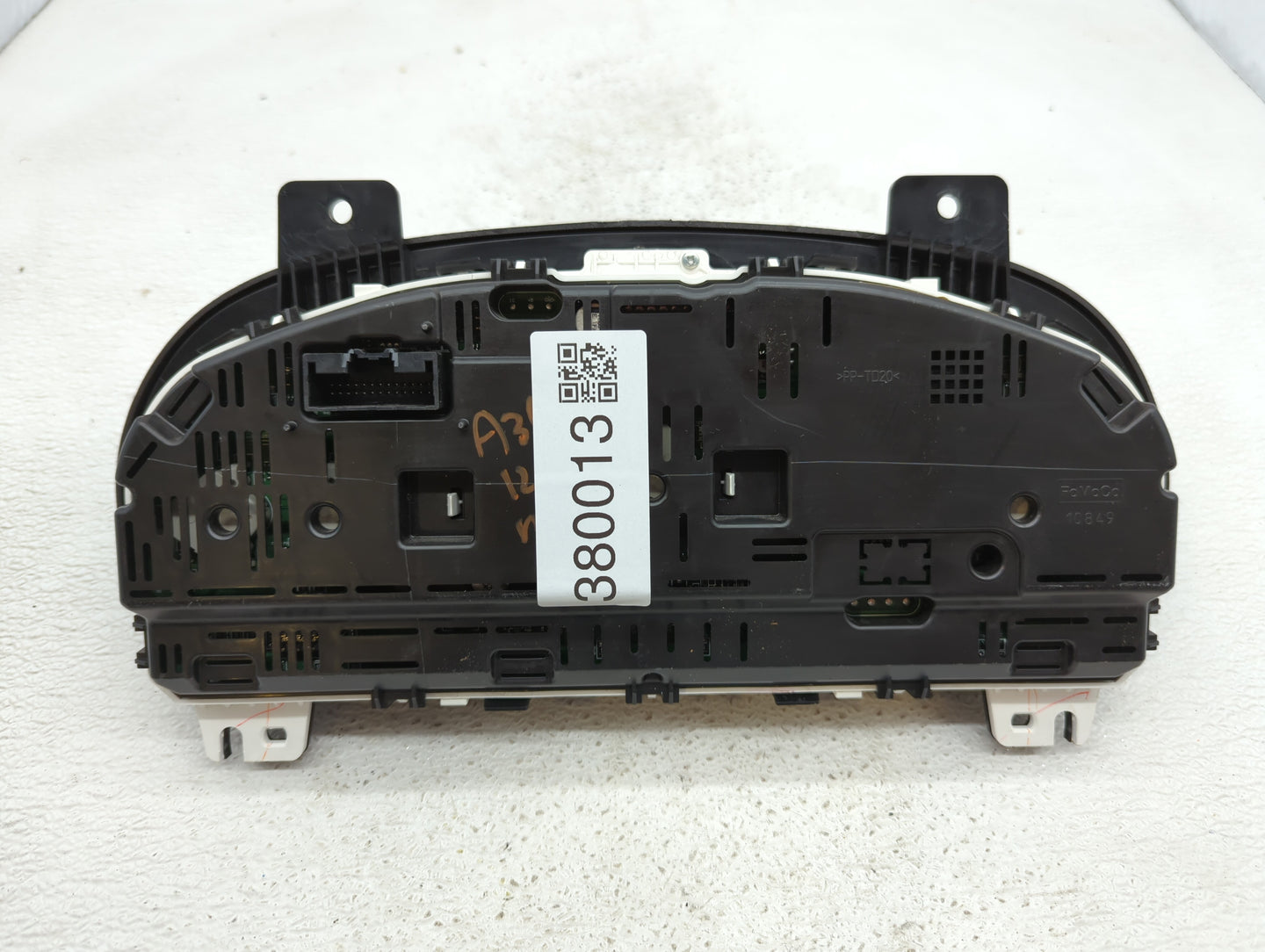 2011-2012 Lincoln Mkt Instrument Cluster Speedometer Gauges P/N:BE9T-10849-CG Fits Fits 2011 2012 OEM Used Auto Parts - Oemu