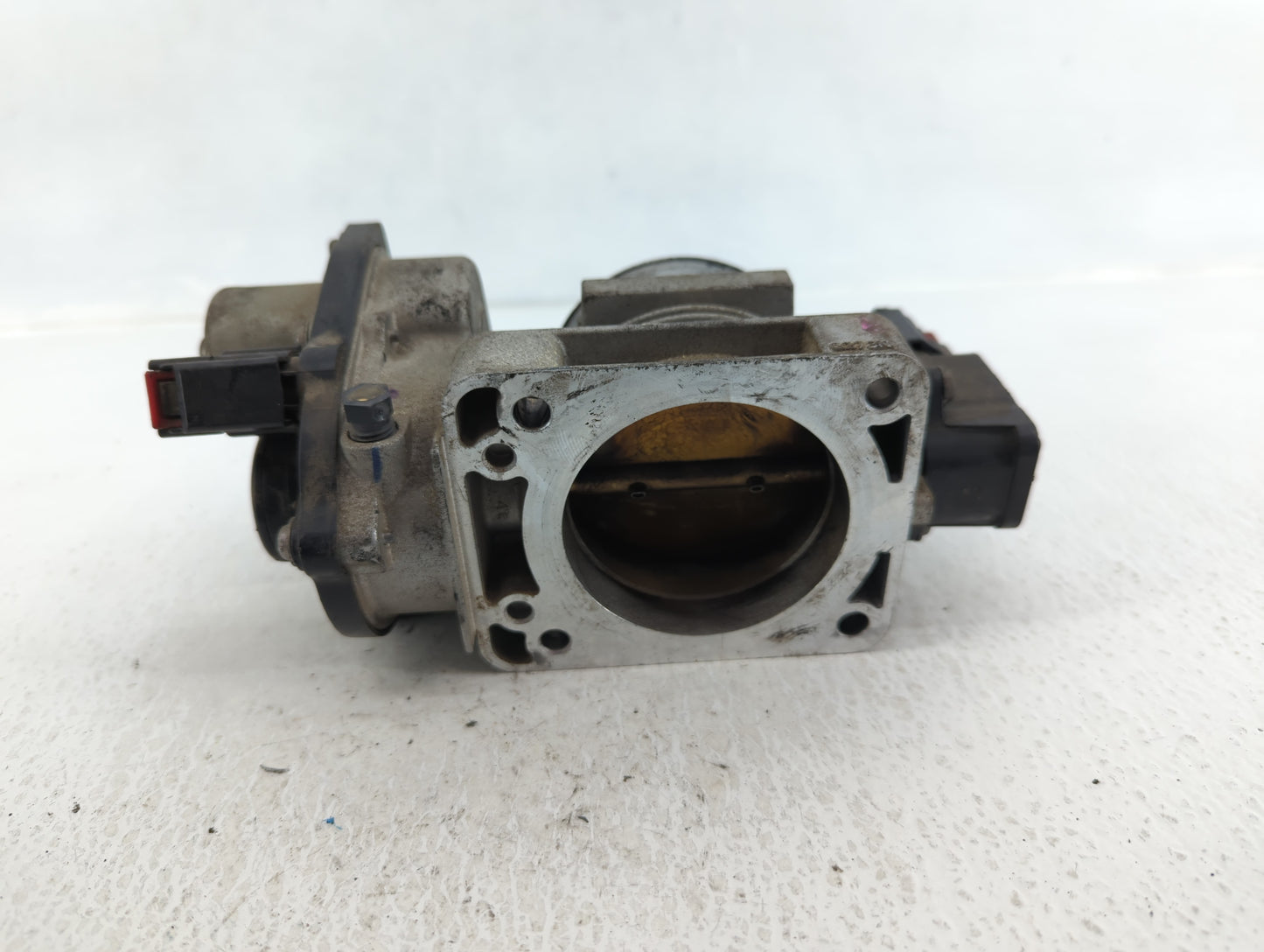 2010-2019 Lincoln Mkt Throttle Body P/N:111941002240 AA5E-BA Fits Fits 2010 2011 2012 2013 2014 2015 2016 2017 2018 2019 OEM