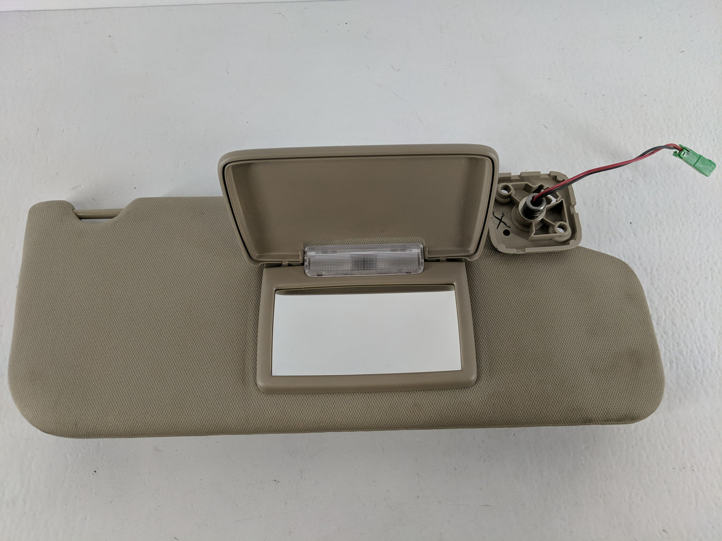 2011-2015 Lincoln Mkx Sun Visor Shade Replacement Passenger Right Mirror Fits Fits 2011 2012 2013 2014 2015 OEM Used Auto Pa