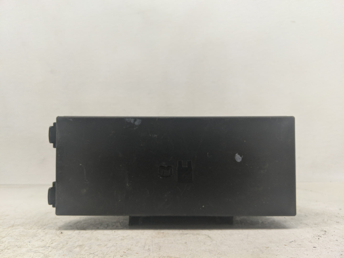 2012-2015 Lincoln Mkx Fusebox Fuse Box Panel Relay Module P/N:CA1T-14290-FE Fits Fits 2012 2013 2014 2015 OEM Used Auto Part