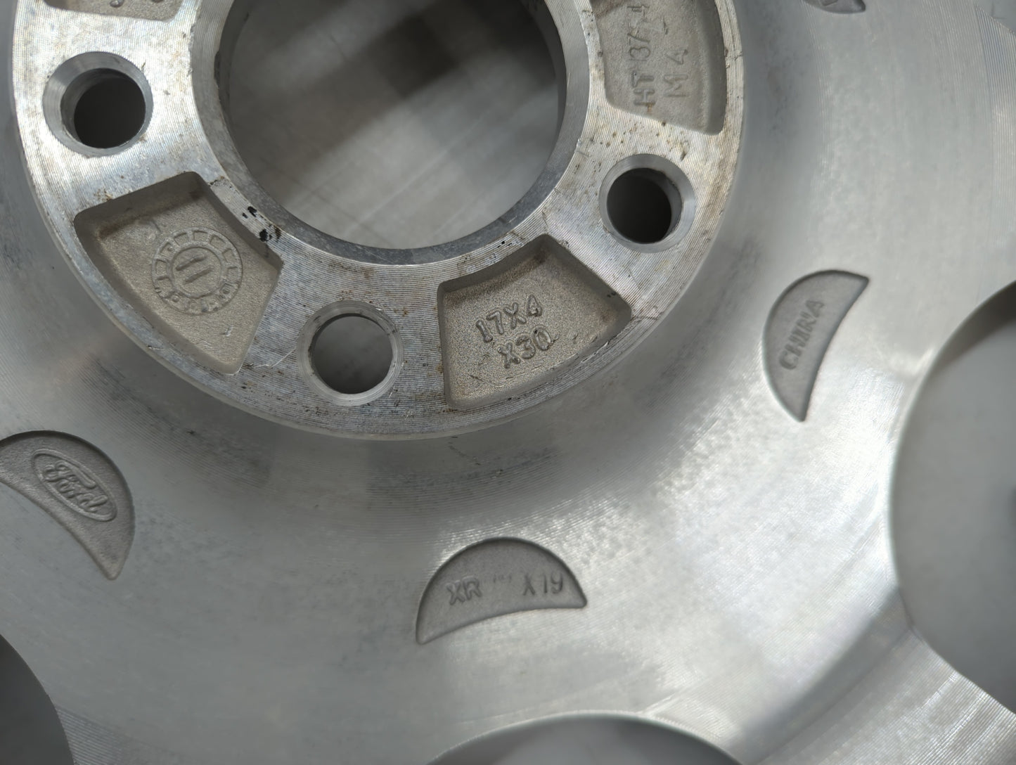 2012 Lincoln Mkx Spare Donut Tire Wheel Rim Oem - Oemusedautoparts1.com