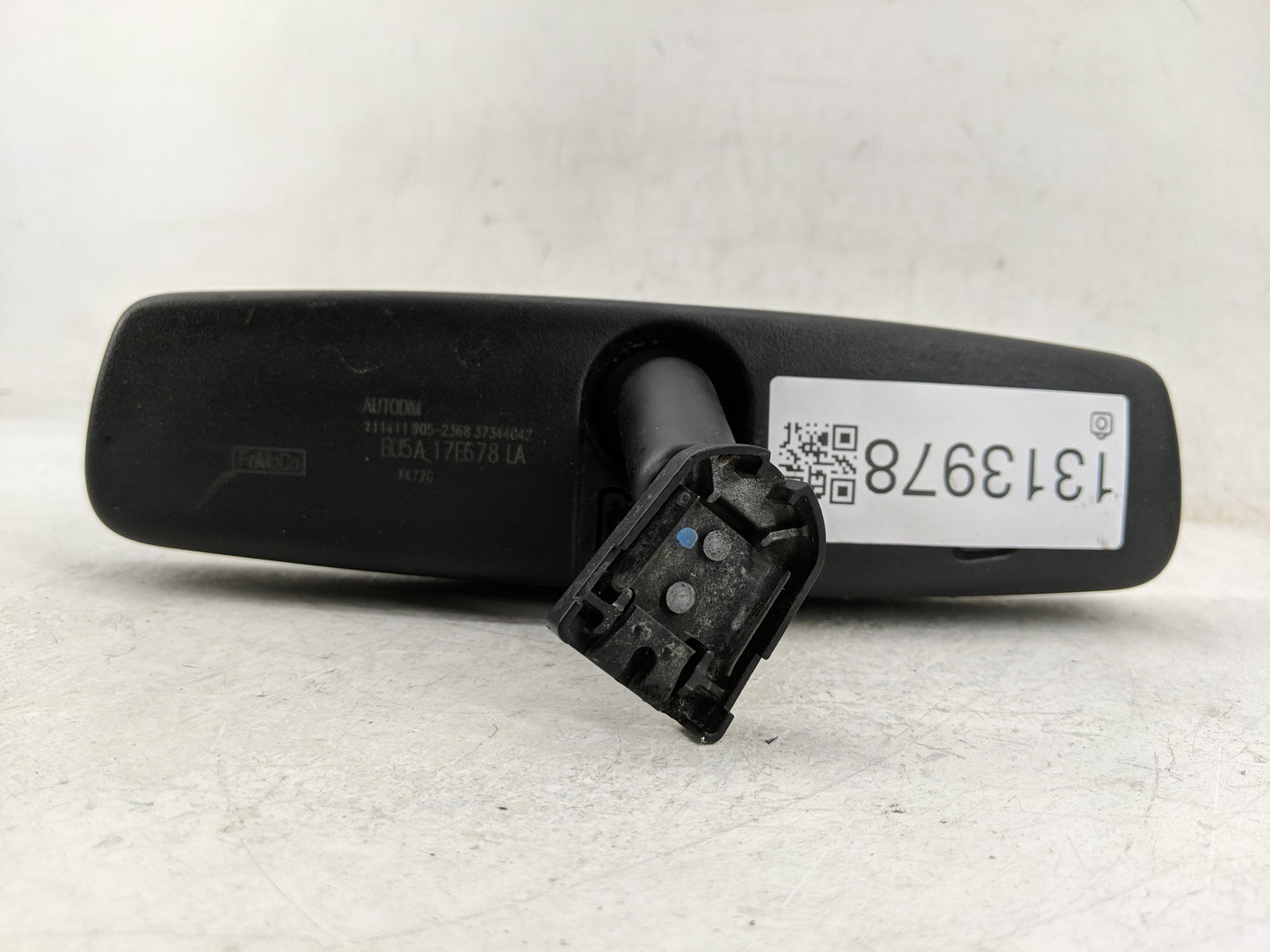 2011-2013 Lincoln Mkx Interior Rear View Mirror Replacement OEM P/N:BU5A 17E678 LA Fits OEM Used Auto Parts - Oemusedautopar