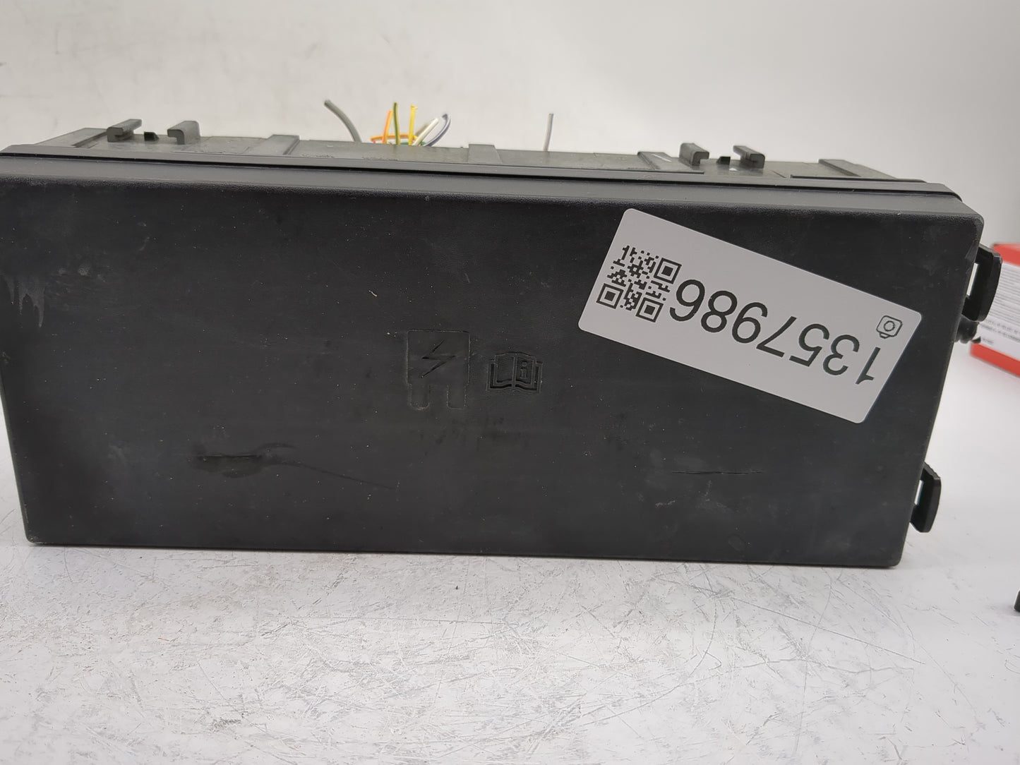 2012-2015 Lincoln Mkx Fusebox Fuse Box Panel Relay Module P/N:CA1T-14290-FF Fits Fits 2012 2013 2014 2015 OEM Used Auto Part