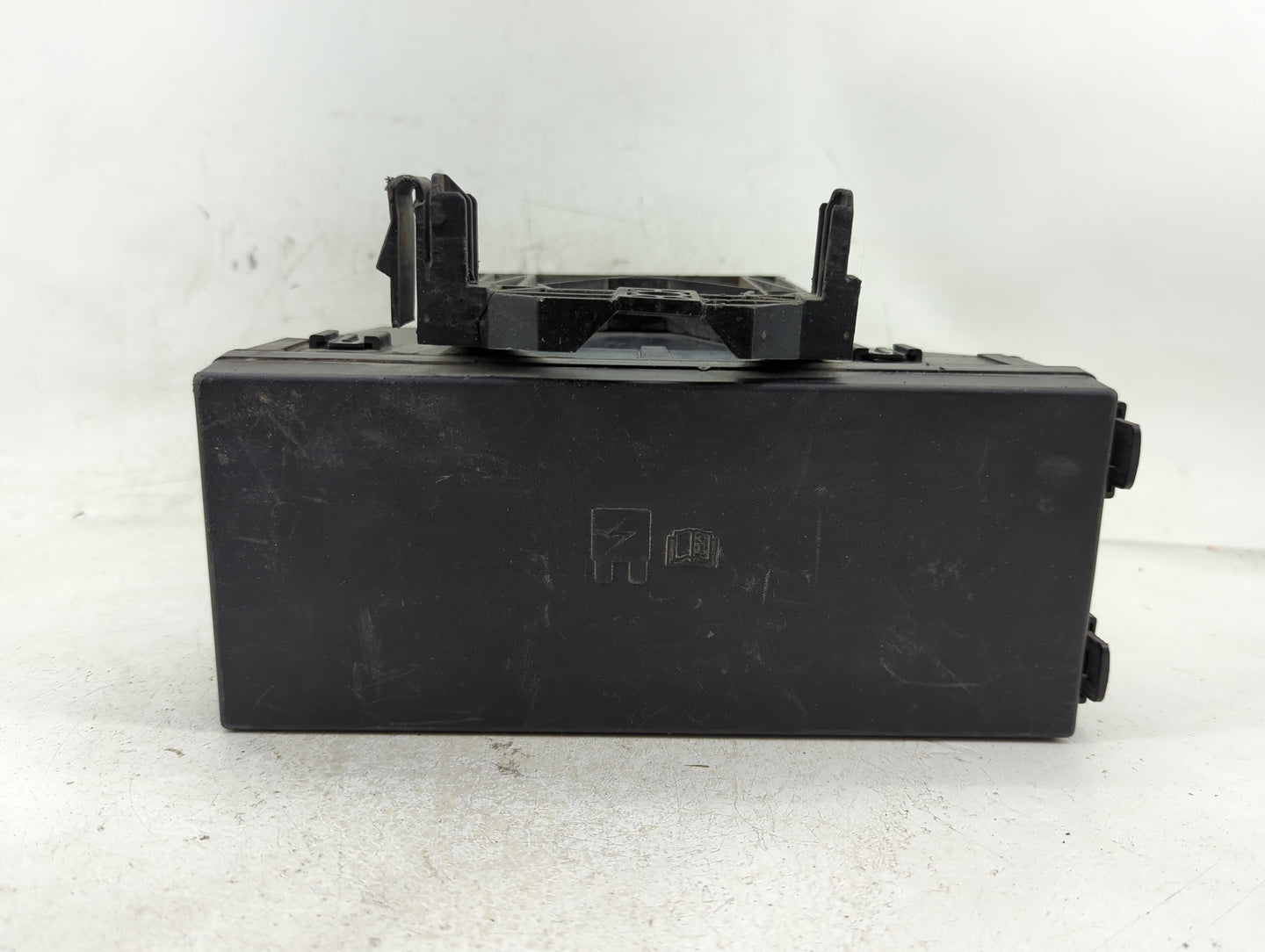 2012-2015 Lincoln Mkx Fusebox Fuse Box Panel Relay Module P/N:BT4T-14A003-AA Fits Fits 2012 2013 2014 2015 OEM Used Auto Par