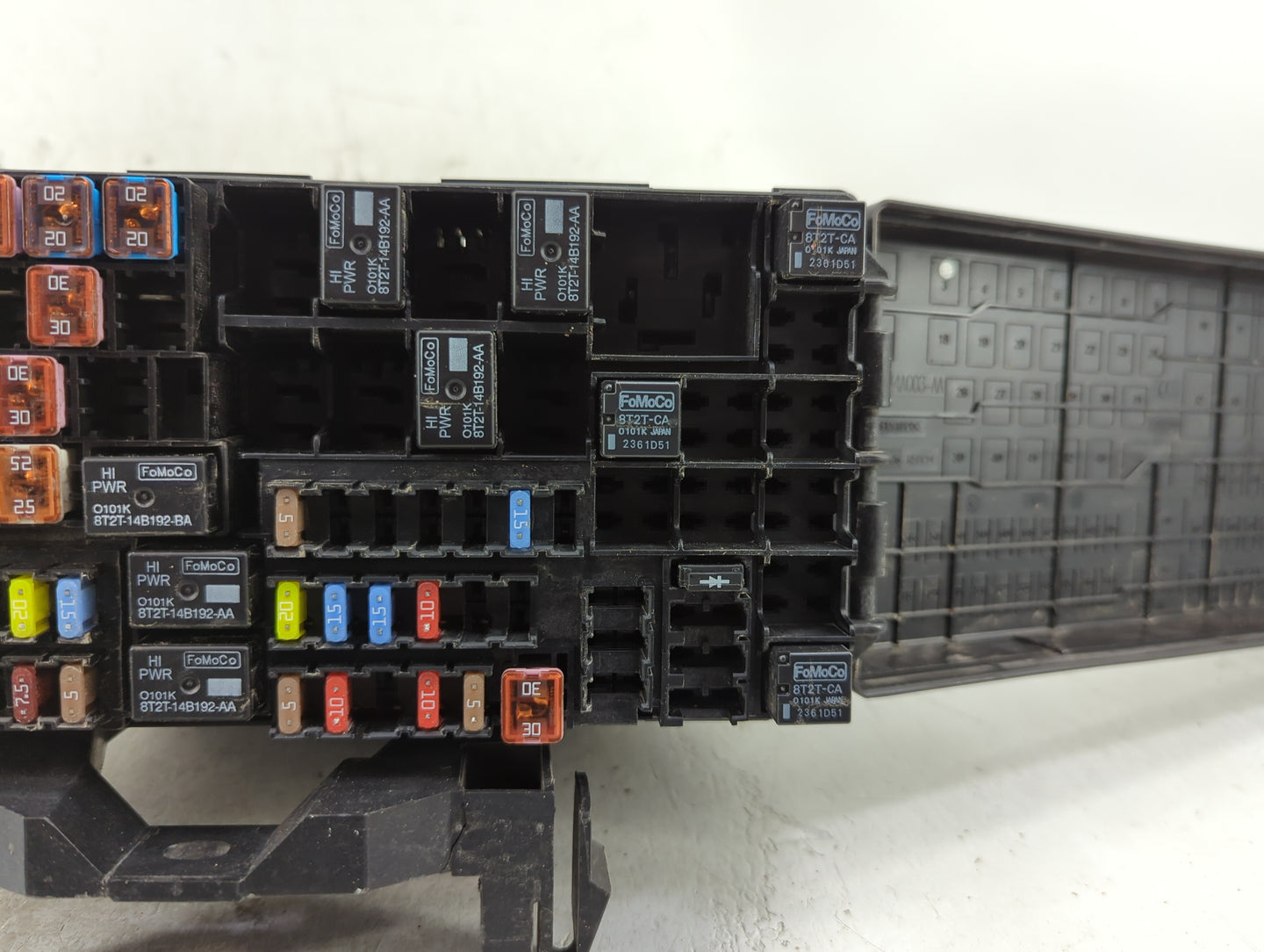 2012-2015 Lincoln Mkx Fusebox Fuse Box Panel Relay Module P/N:BT4T-14A003-AA Fits Fits 2012 2013 2014 2015 OEM Used Auto Par