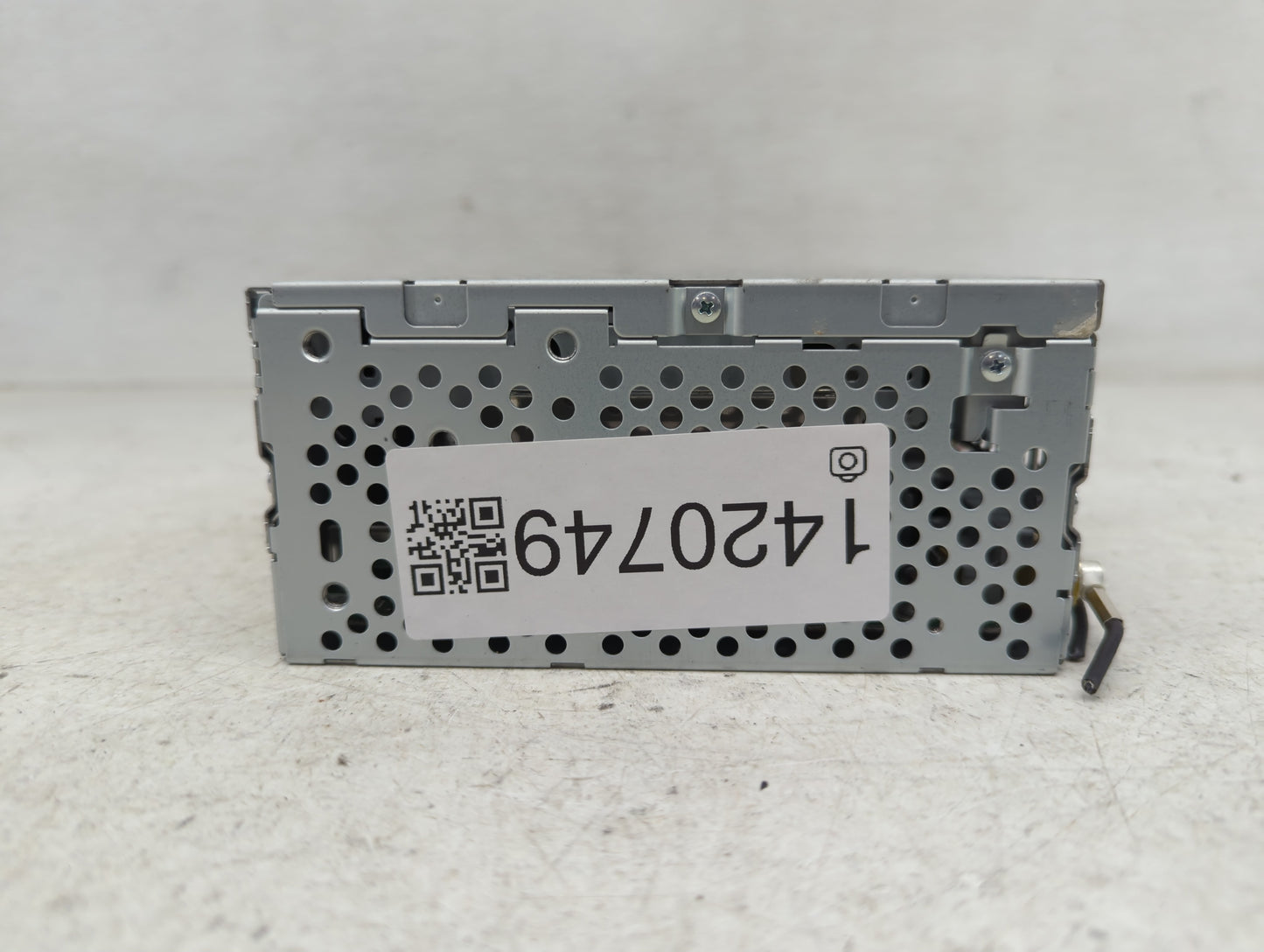 2012 Lincoln Mkx Radio AM FM Cd Player Receiver Replacement P/N:CT4T-19C107-CD Fits OEM Used Auto Parts - Oemusedautoparts1.