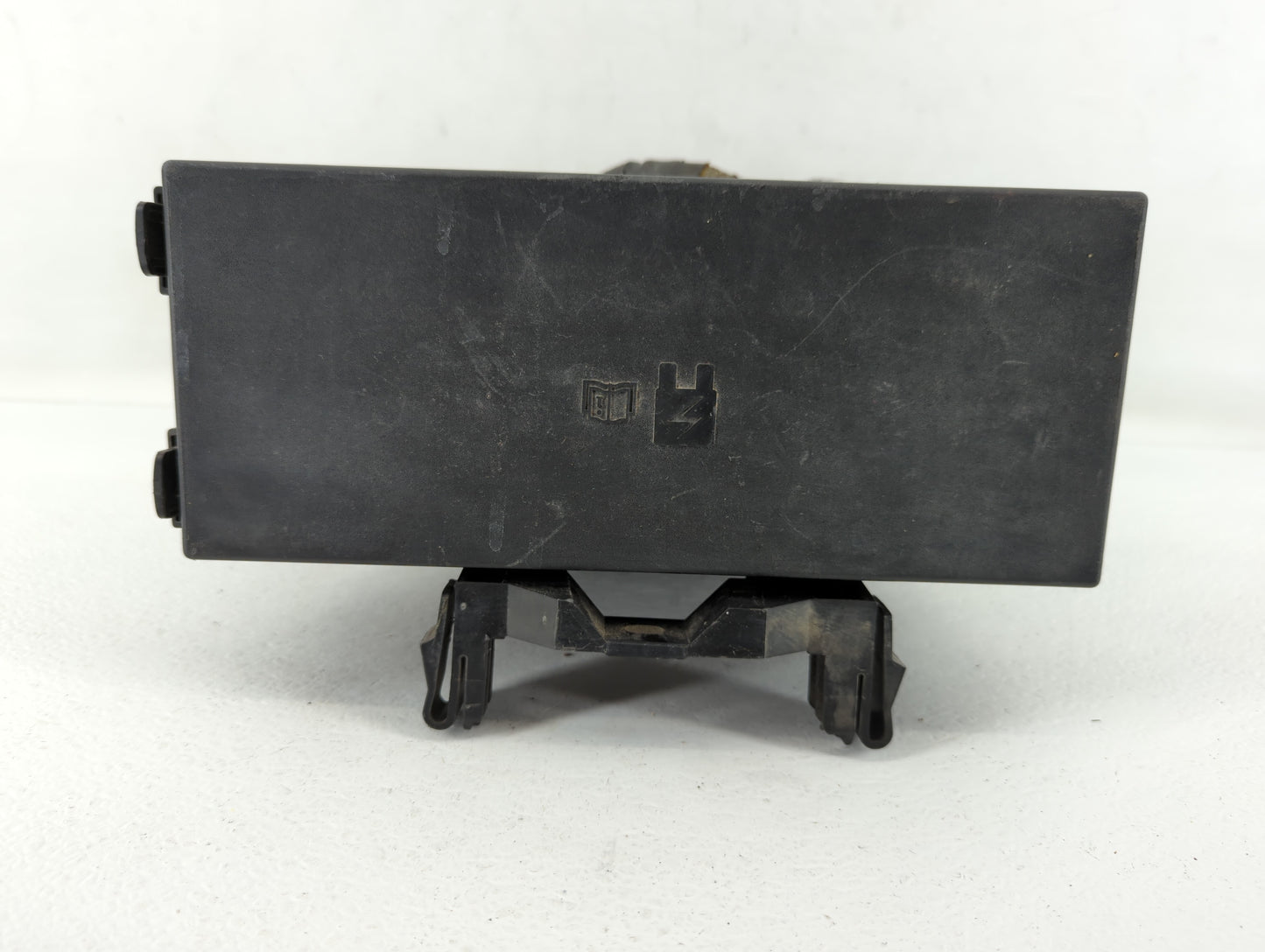 2012-2015 Lincoln Mkx Fusebox Fuse Box Panel Relay Module P/N:CA1T-14290-FF Fits Fits 2012 2013 2014 2015 OEM Used Auto Part