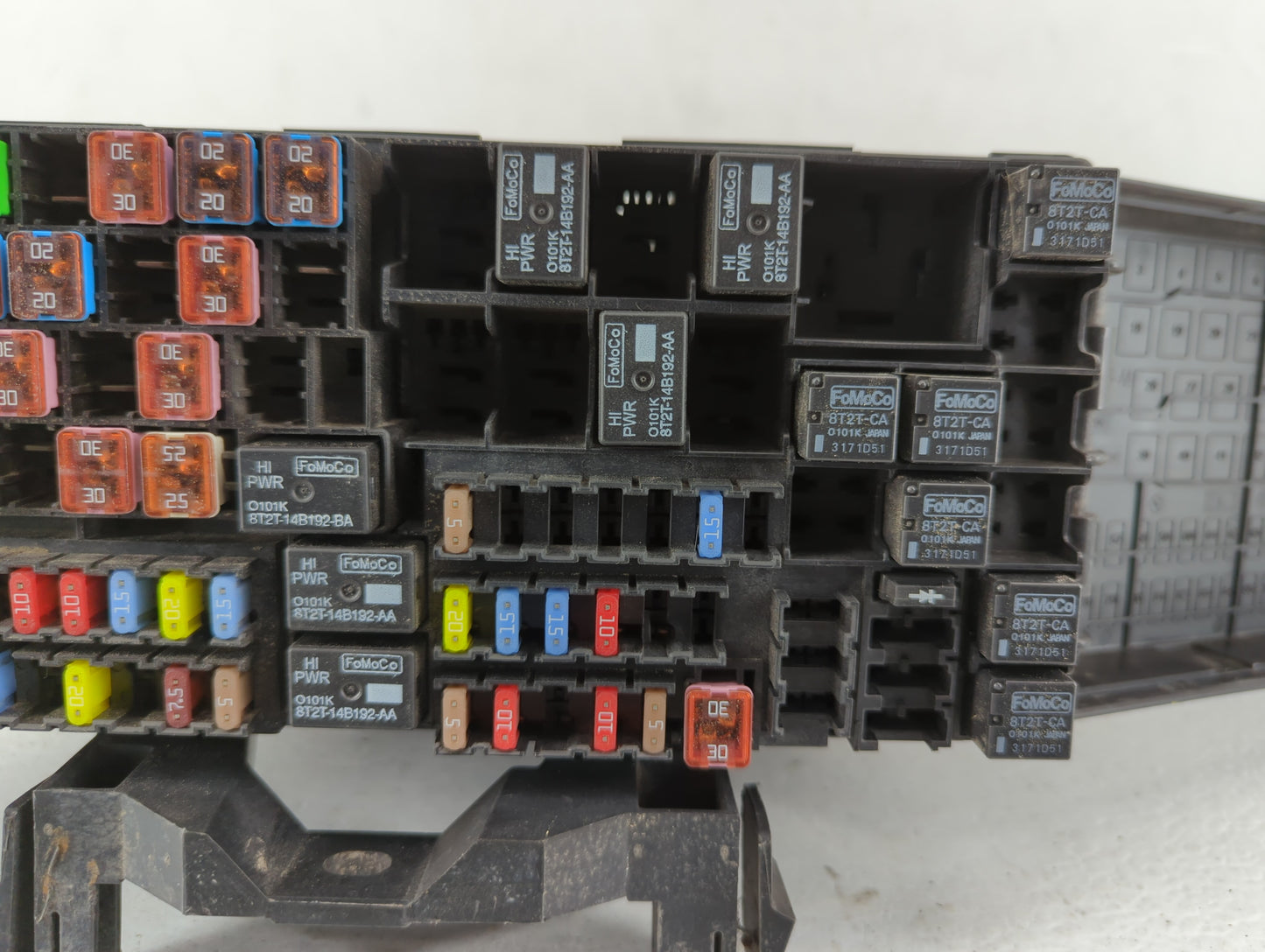 2012-2015 Lincoln Mkx Fusebox Fuse Box Panel Relay Module P/N:CA1T-14290-FF Fits Fits 2012 2013 2014 2015 OEM Used Auto Part