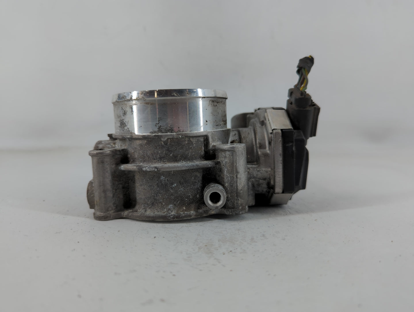 2011-2018 Lincoln Mkx Throttle Body P/N:3521 TB1049D Fits Fits 2011 2012 2013 2014 2015 2016 2017 2018 2019 OEM Used Auto Pa