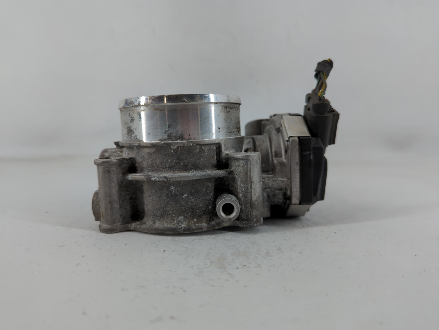2011-2018 Lincoln Mkx Throttle Body P/N:3521 TB1049D Fits Fits 2011 2012 2013 2014 2015 2016 2017 2018 2019 OEM Used Auto Pa