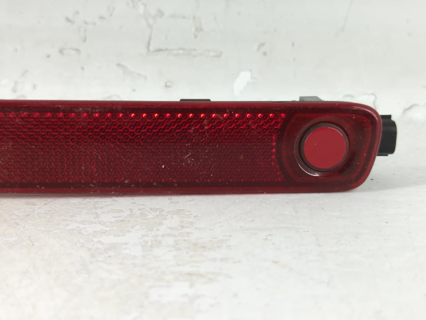 2012 Lincoln Mkx Third Brake Light Tail Light P/N:BA13-17A848-A Fits OEM Used Auto Parts - Oemusedautoparts1.com