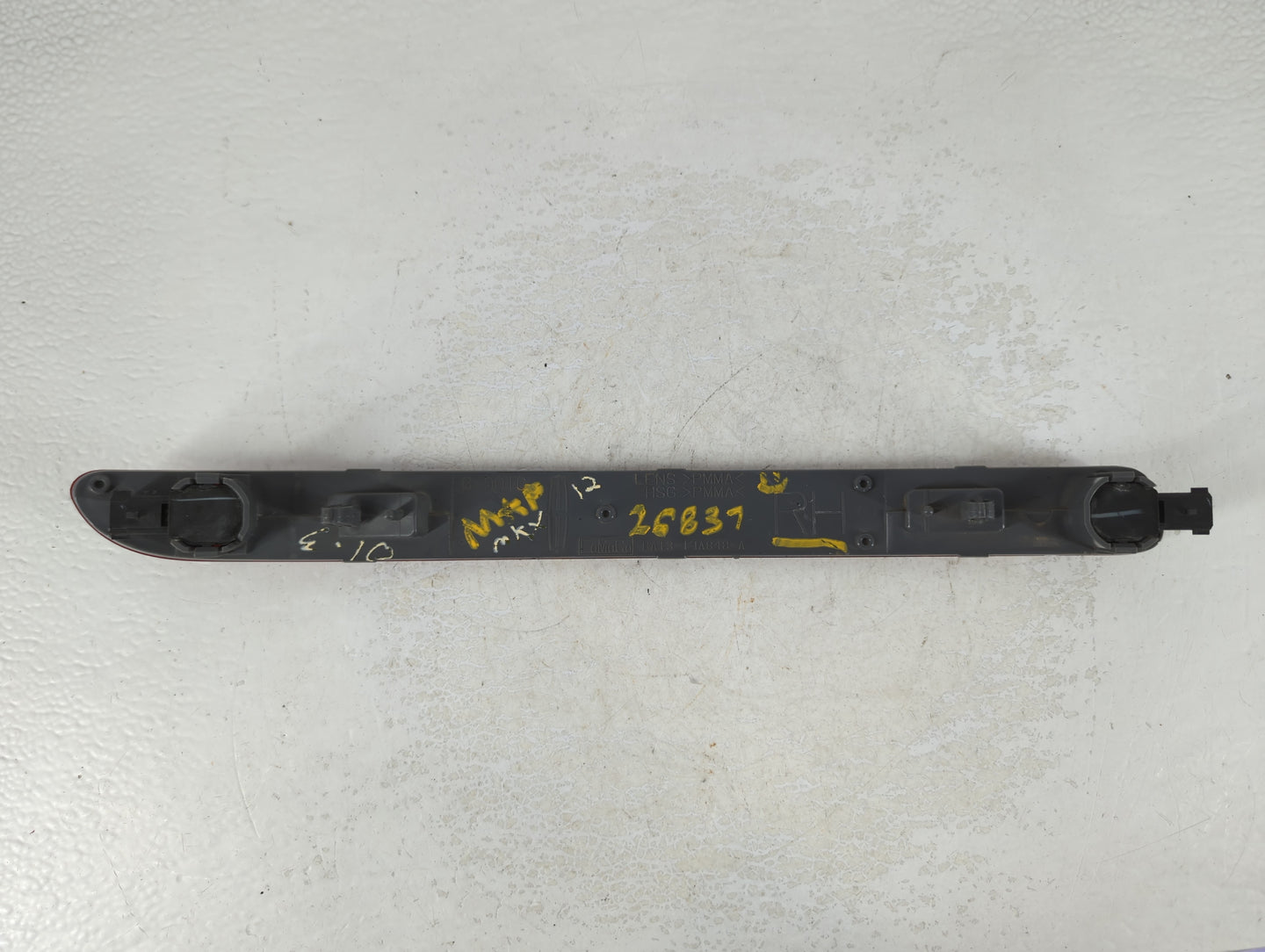 2012 Lincoln Mkx Third Brake Light Tail Light P/N:BA13-17A848-A Fits OEM Used Auto Parts - Oemusedautoparts1.com