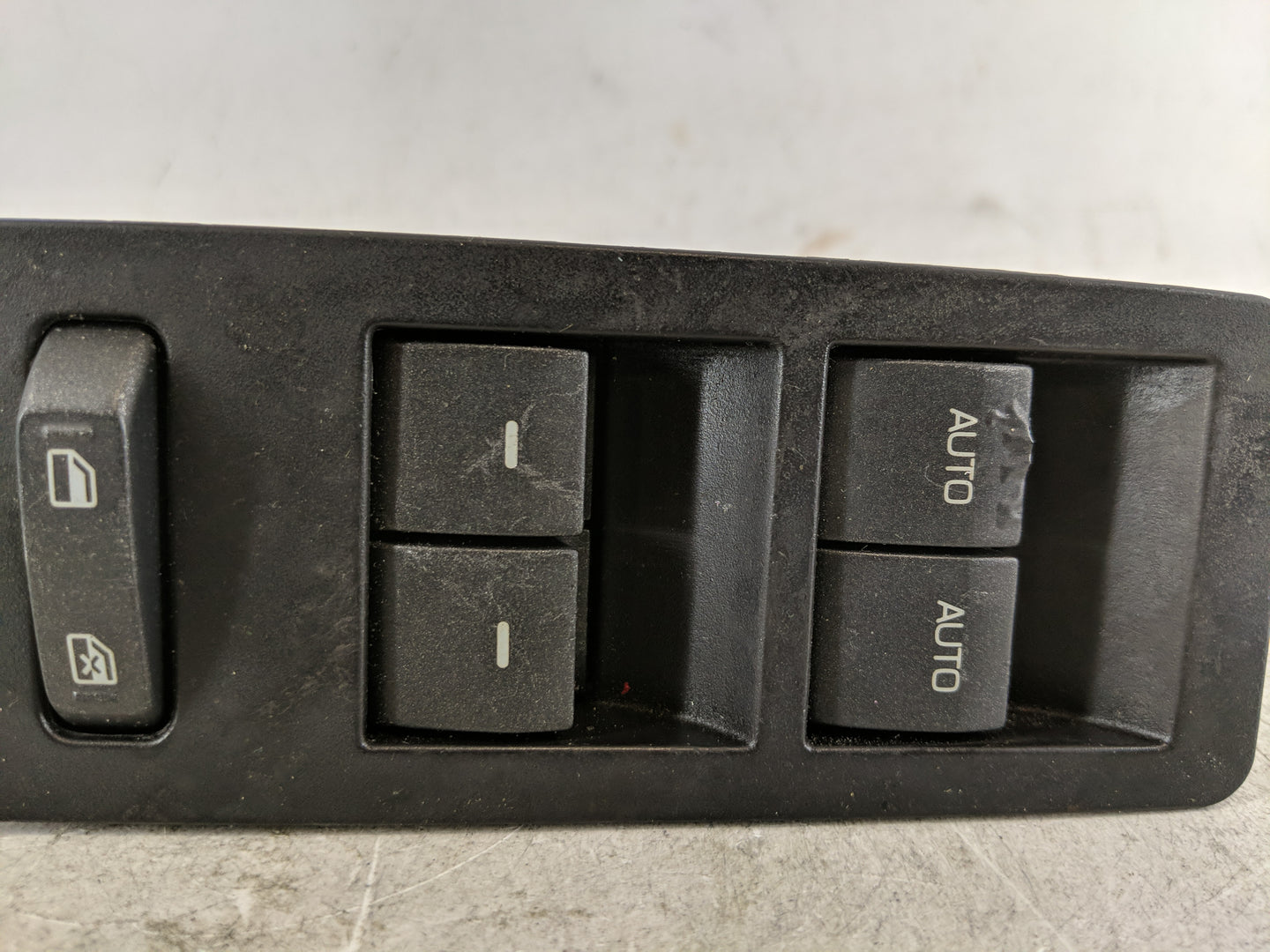 2010-2012 Lincoln Mkz Master Power Window Switch Replacement Driver Side Left P/N:BH6T-14540-AAW Fits Fits 2010 2011 2012 OE