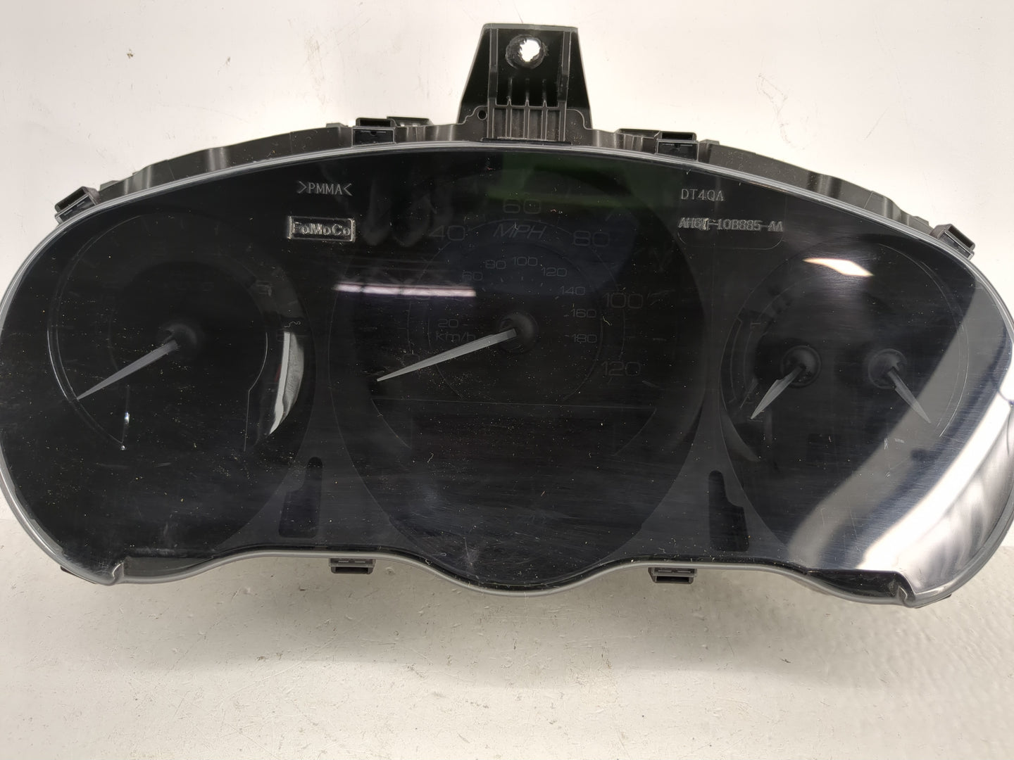 2011-2012 Lincoln Mkz Instrument Cluster Speedometer Gauges P/N:BH6T-10849-AD Miles: Fits Fits 2011 2012 OEM Used Auto Parts