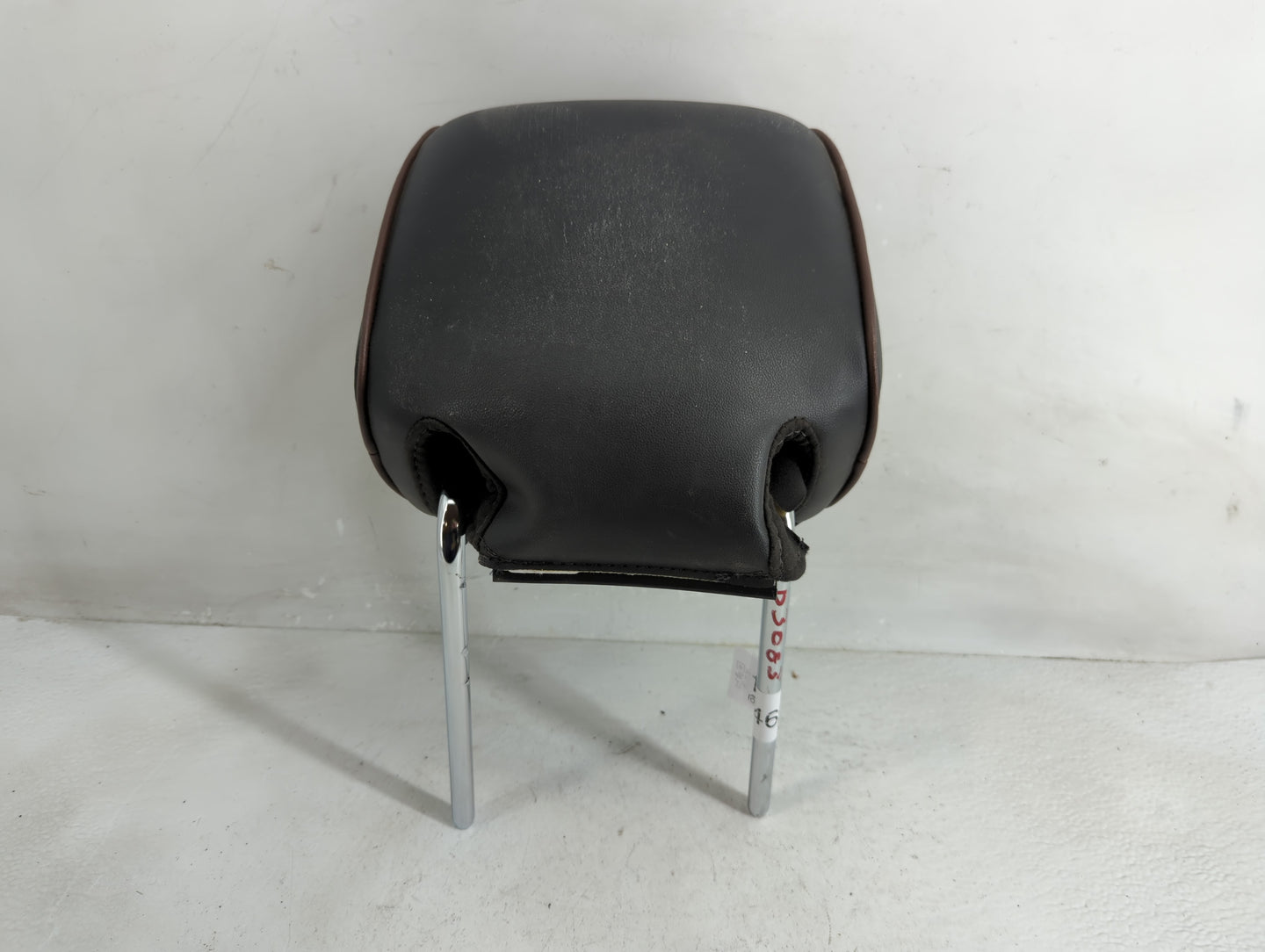 2011-2012 Lincoln Mkz Headrest Head Rest Front Driver Passenger Seat Fits Fits 2011 2012 OEM Used Auto Parts - Oemusedautopa
