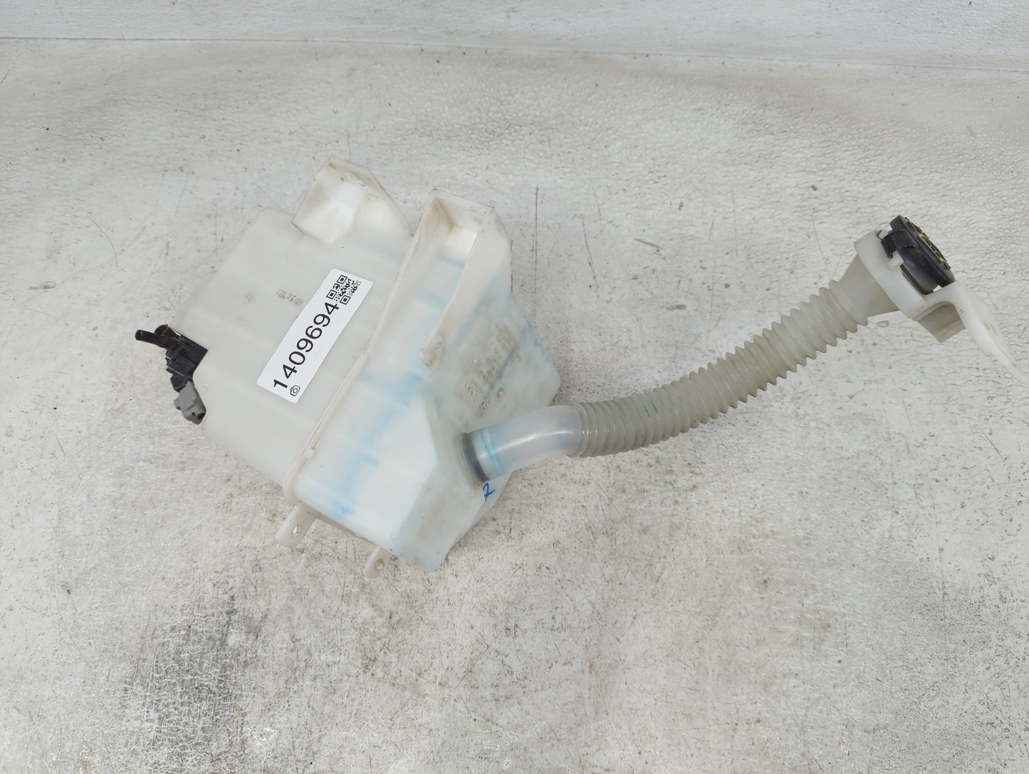 2007-2012 Lincoln Mkz Windshield Washer Fluid Reservoir Bottle Oem - Oemusedautoparts1.com