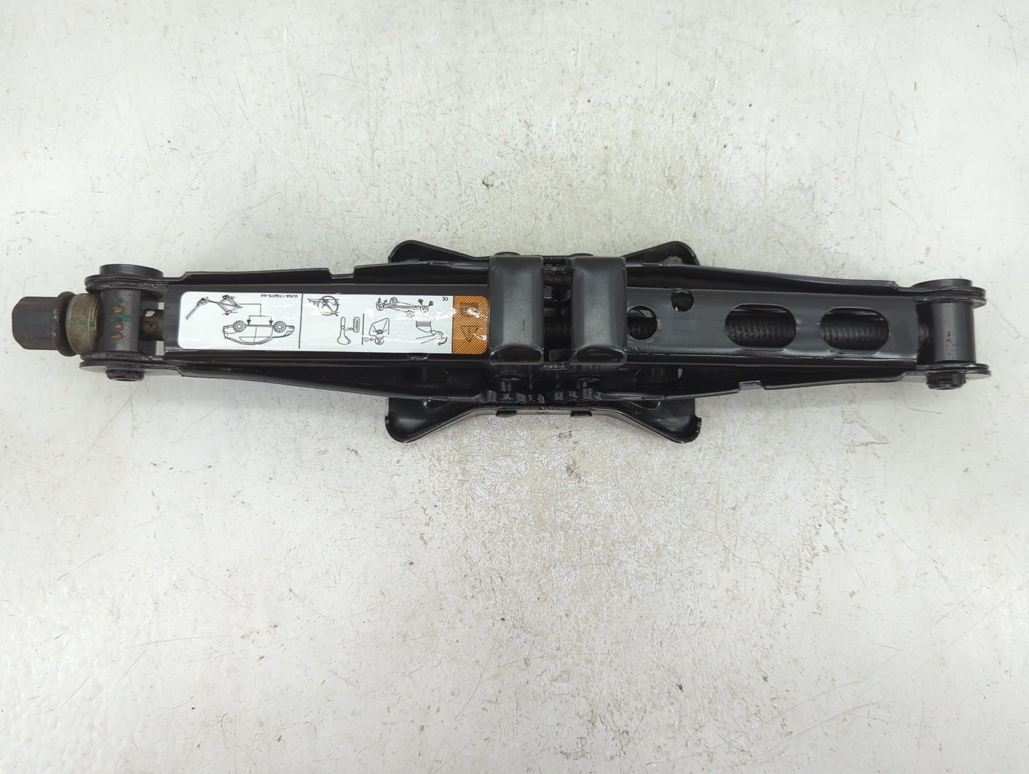 2012 Lincoln Mkz Spare Scissor Car Jack - Oemusedautoparts1.com