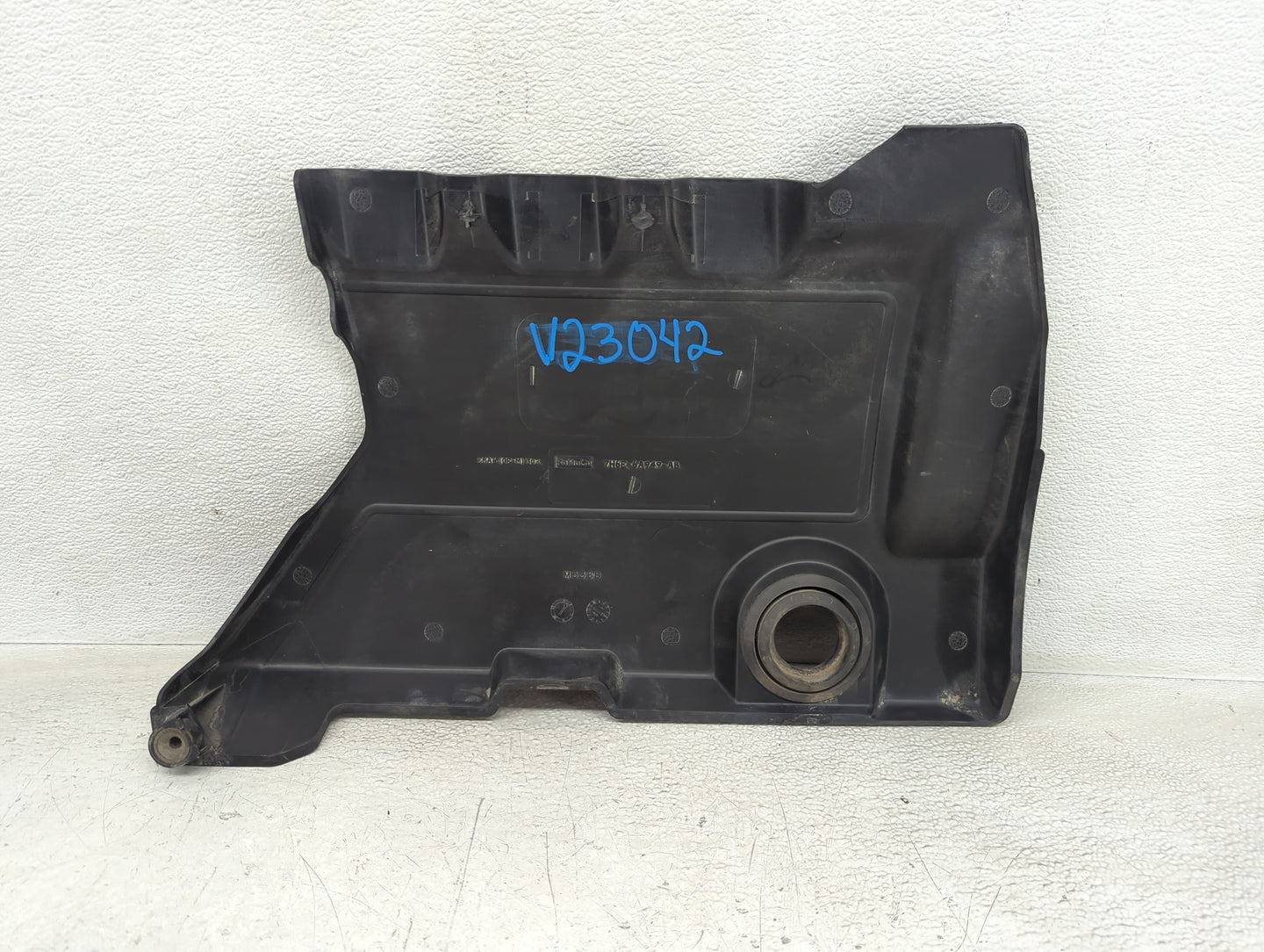 2012 Lincoln Mkz Engine Cover - Oemusedautoparts1.com