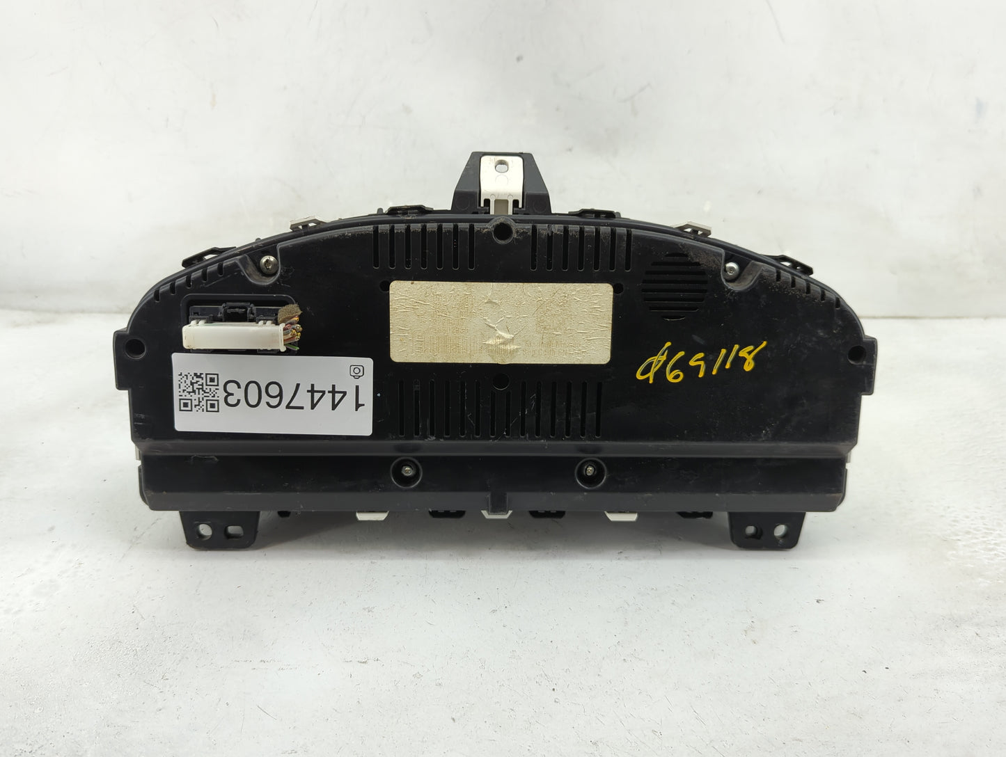 2011-2012 Lincoln Mkz Instrument Cluster Speedometer Gauges P/N:BH6T-10849-CE Fits Fits 2011 2012 OEM Used Auto Parts - Oemu