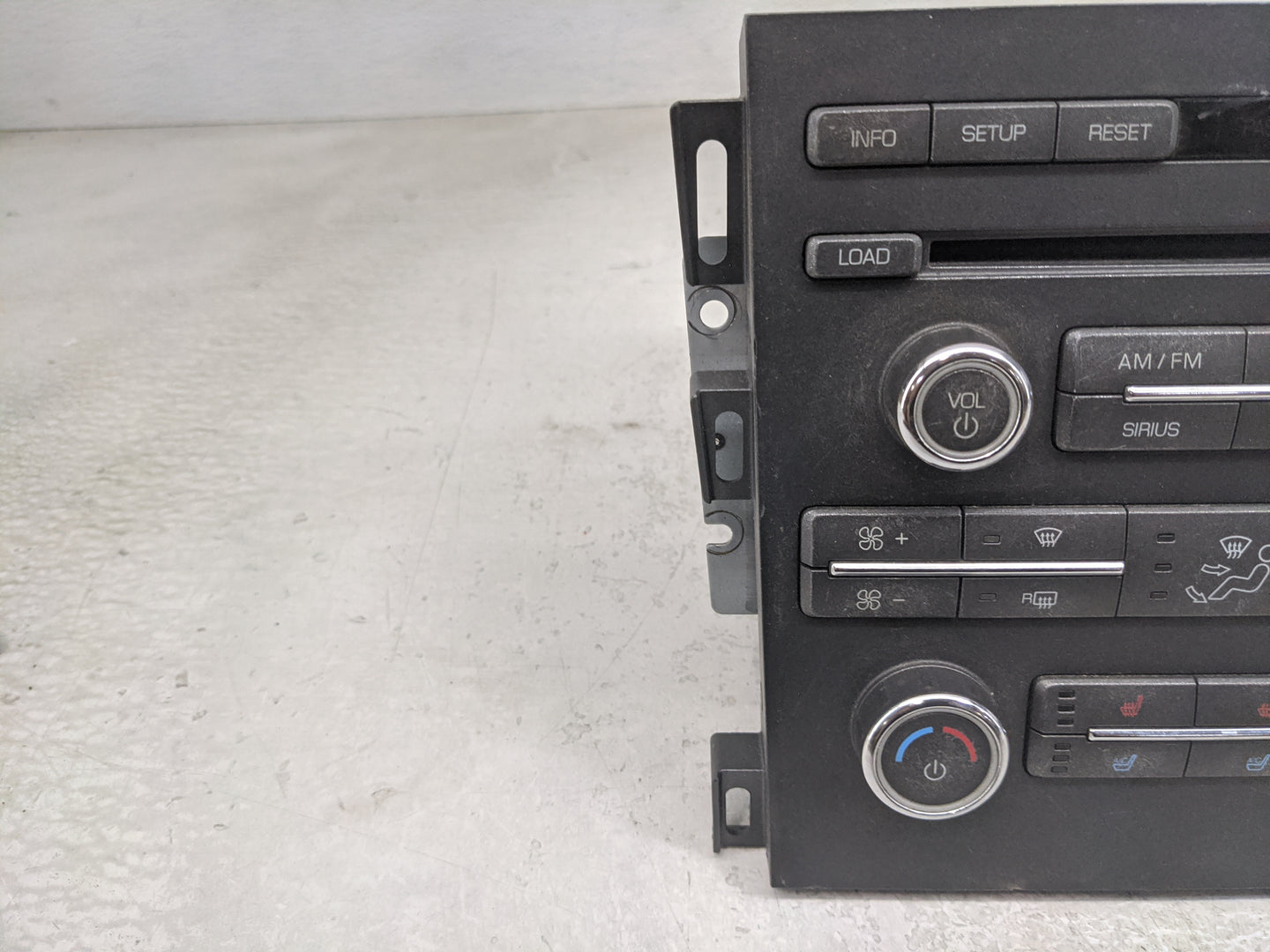 2012 Lincoln Mkz Radio AM FM Cd Player Receiver Replacement P/N:CH6T-19C158-AC 9H6T-18A802-BJ Fits OEM Used Auto Parts - Oem