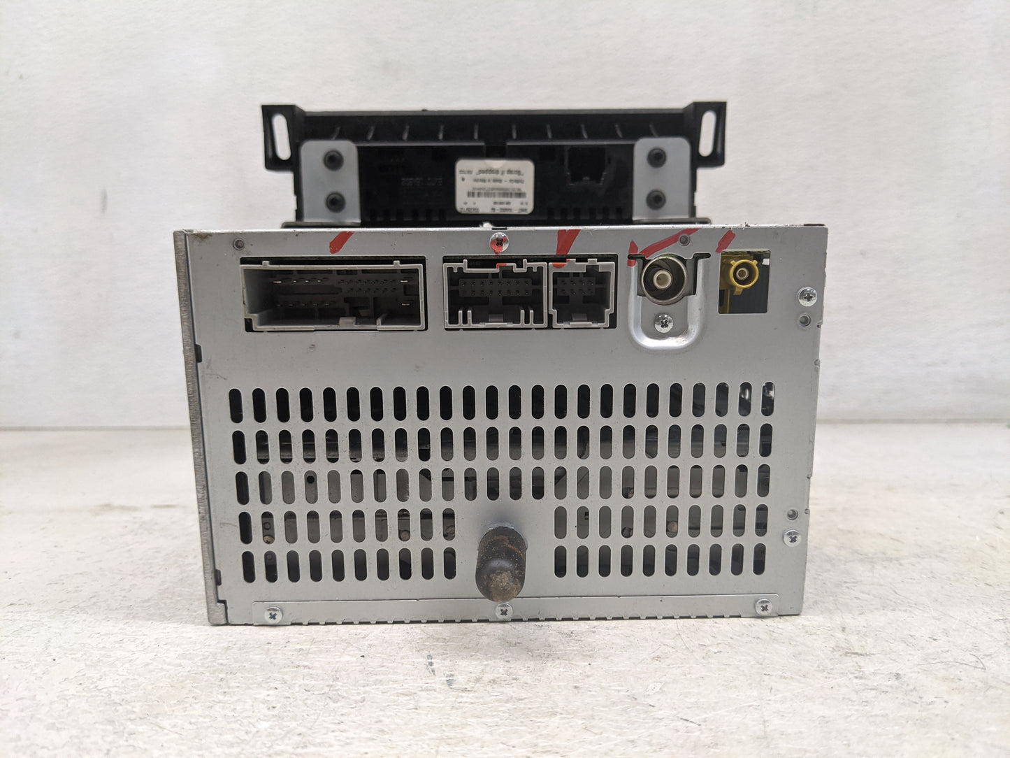 2012 Lincoln Mkz Radio AM FM Cd Player Receiver Replacement P/N:CH6T-19C158-AC 9H6T-18A802-BJ Fits OEM Used Auto Parts - Oem