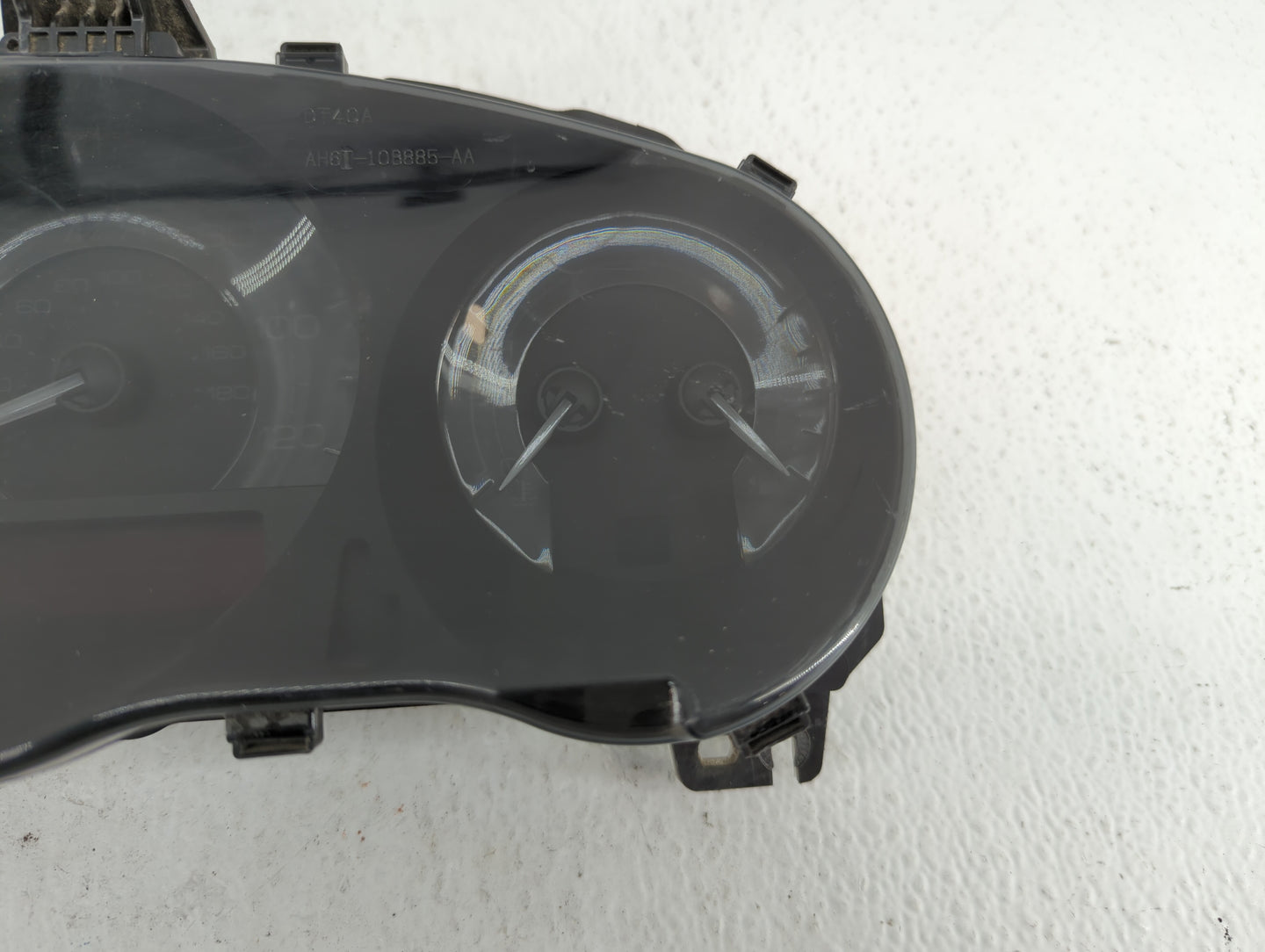 2011-2012 Lincoln Mkz Instrument Cluster Speedometer Gauges P/N:BH6T-10849-AD Fits Fits 2011 2012 OEM Used Auto Parts - Oemu