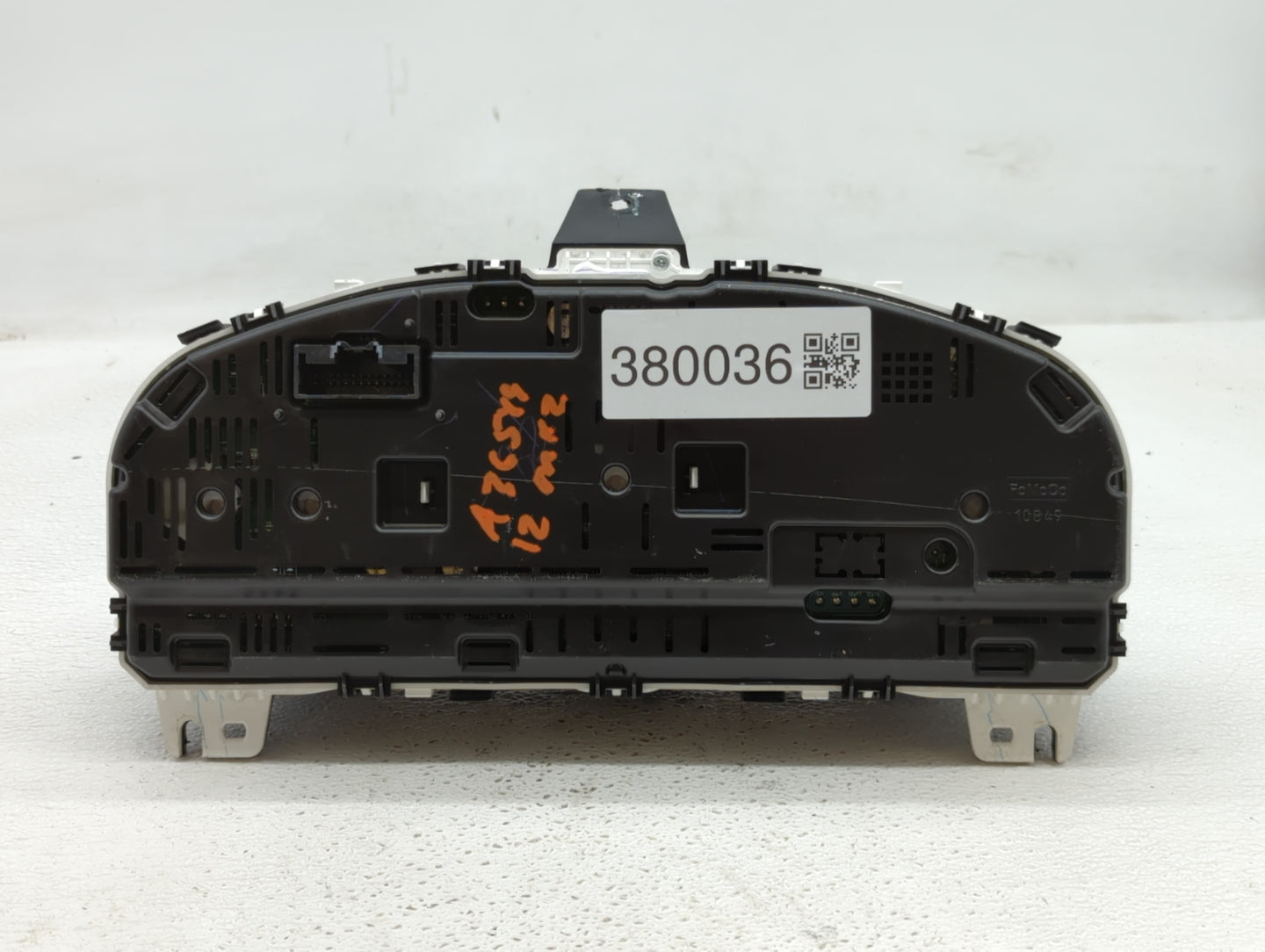 2011-2012 Lincoln Mkz Instrument Cluster Speedometer Gauges P/N:BH6T-10849-AD Fits Fits 2011 2012 OEM Used Auto Parts - Oemu