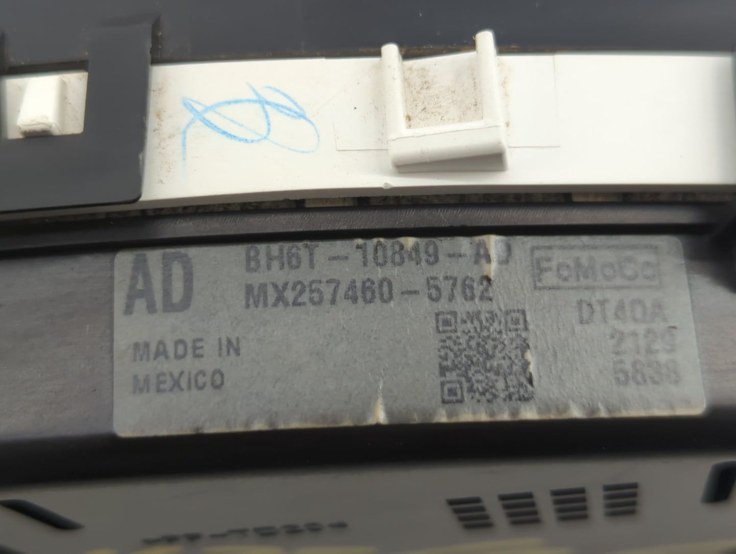 2011-2012 Lincoln Mkz Instrument Cluster Speedometer Gauges P/N:BH6T-10849-AD Fits Fits 2011 2012 OEM Used Auto Parts - Oemu