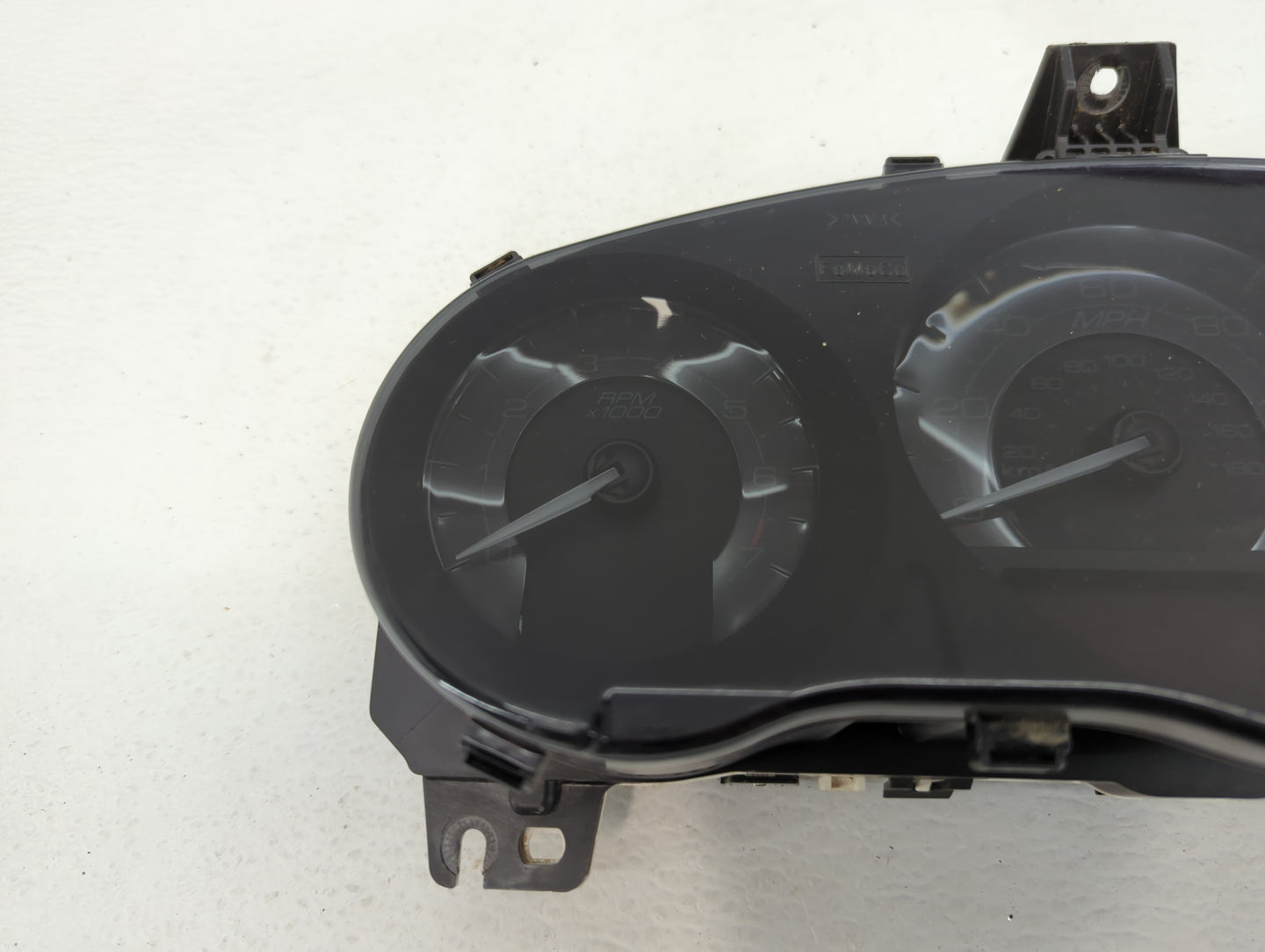 2011-2012 Lincoln Mkz Instrument Cluster Speedometer Gauges P/N:BH6T-10849-AD Fits Fits 2011 2012 OEM Used Auto Parts - Oemu