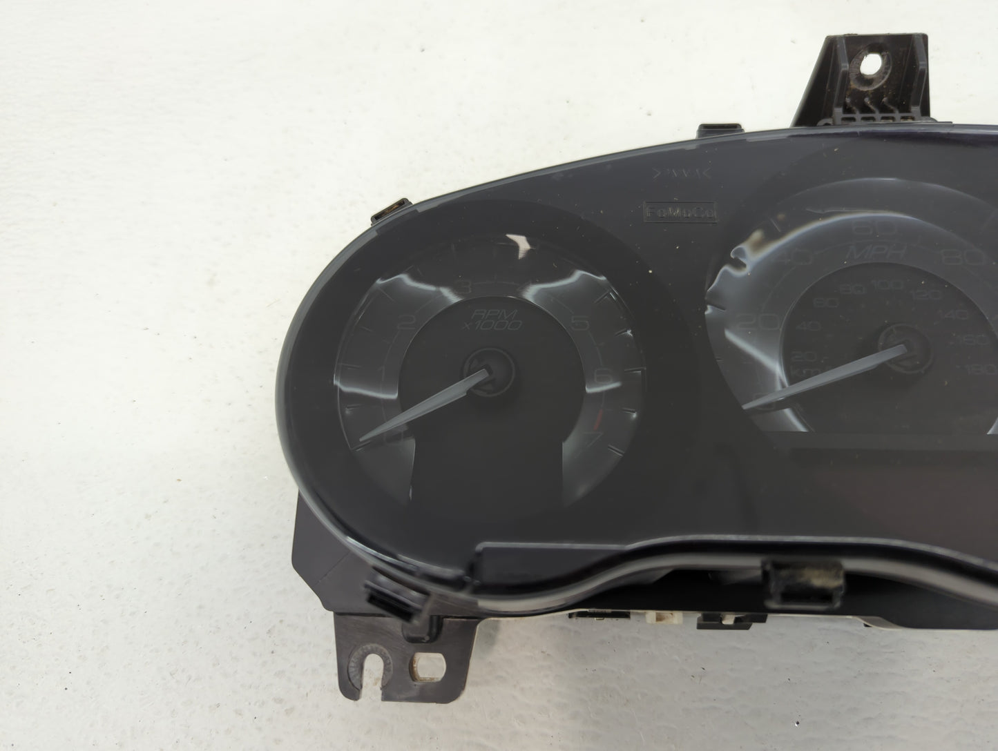2011-2012 Lincoln Mkz Instrument Cluster Speedometer Gauges P/N:BH6T-10849-AD Fits Fits 2011 2012 OEM Used Auto Parts - Oemu