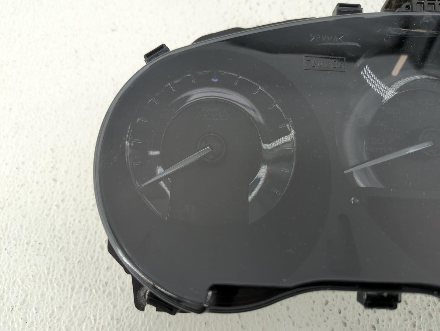 2011-2012 Lincoln Mkz Instrument Cluster Speedometer Gauges P/N:BH6T-10849-AD Fits Fits 2011 2012 OEM Used Auto Parts - Oemu